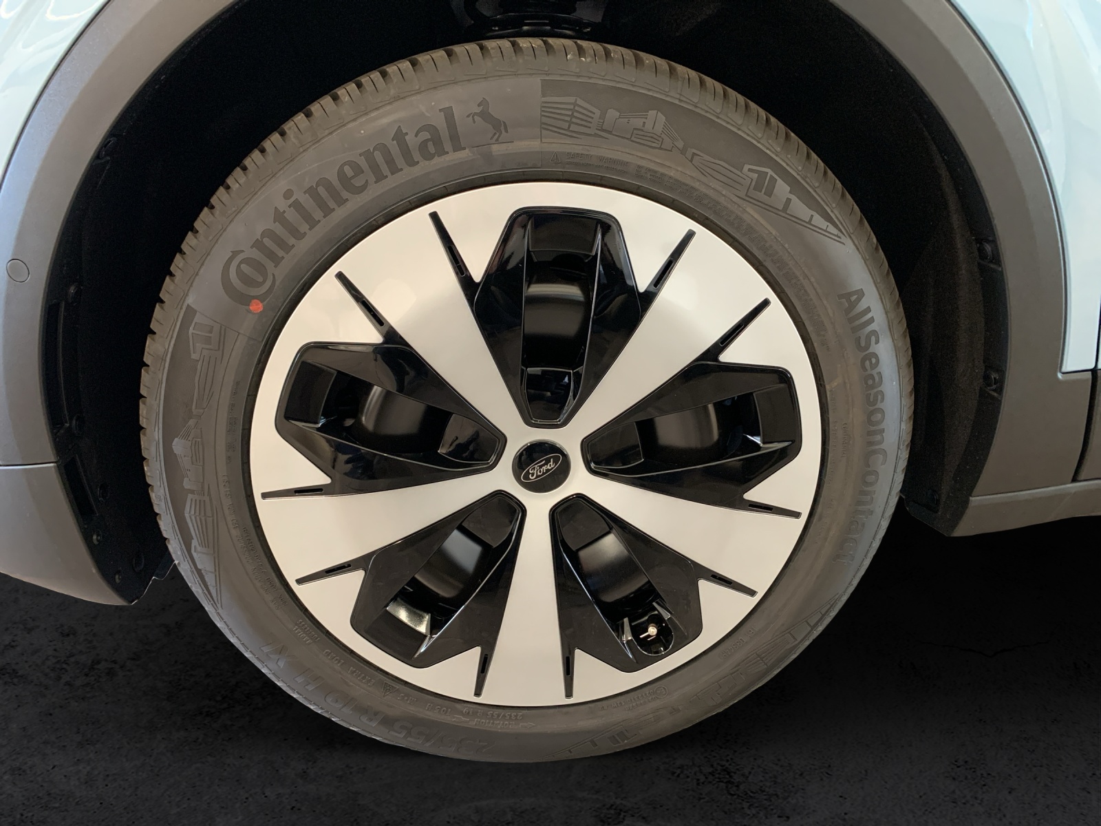FORD Explorer Standard Range-image-12