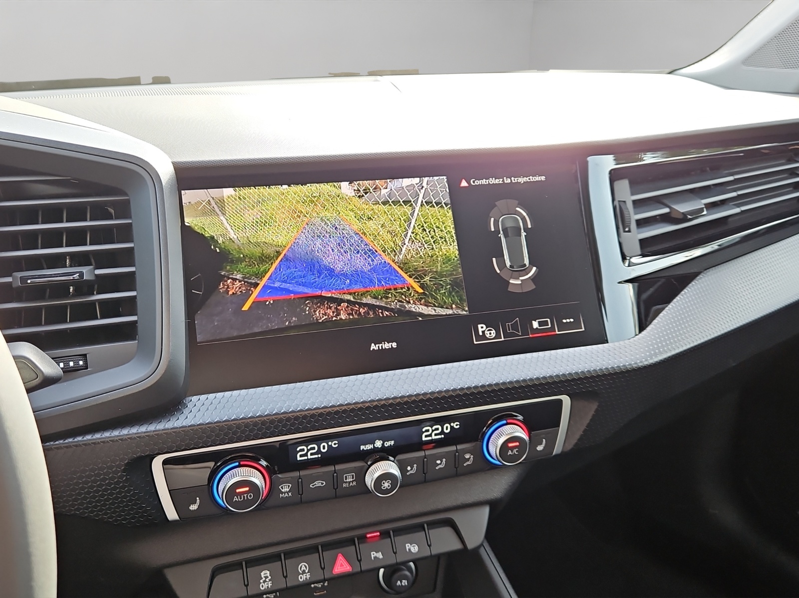 AUDI A1 Sportback 30 TFSI Attraction S-tronic-image-12