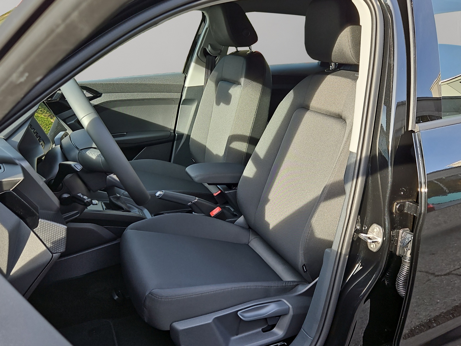 AUDI A1 Sportback 30 TFSI Attraction S-tronic-image-7