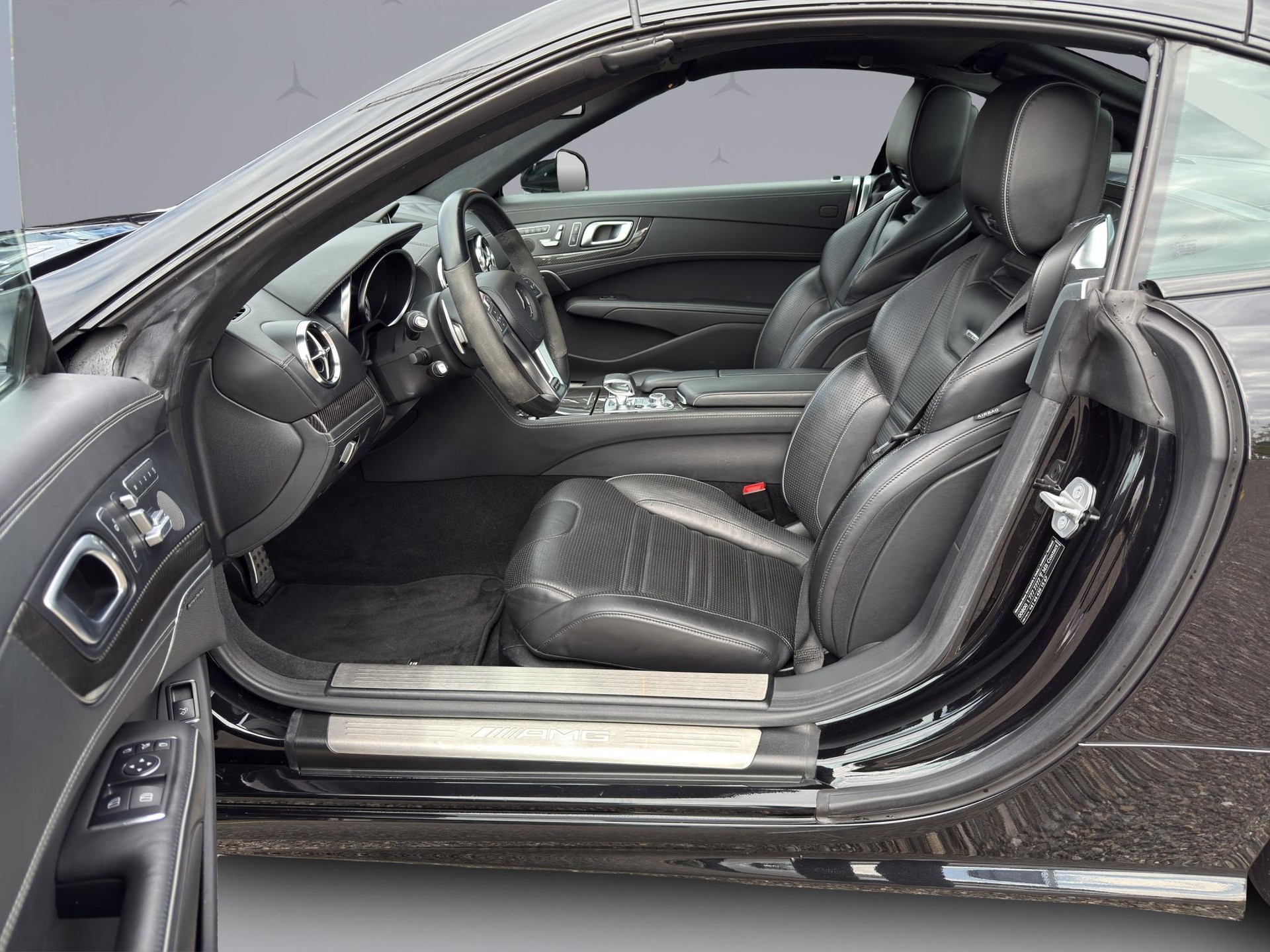 MERCEDES-BENZ SL 63 V8 AMG Cabriolet-image-20