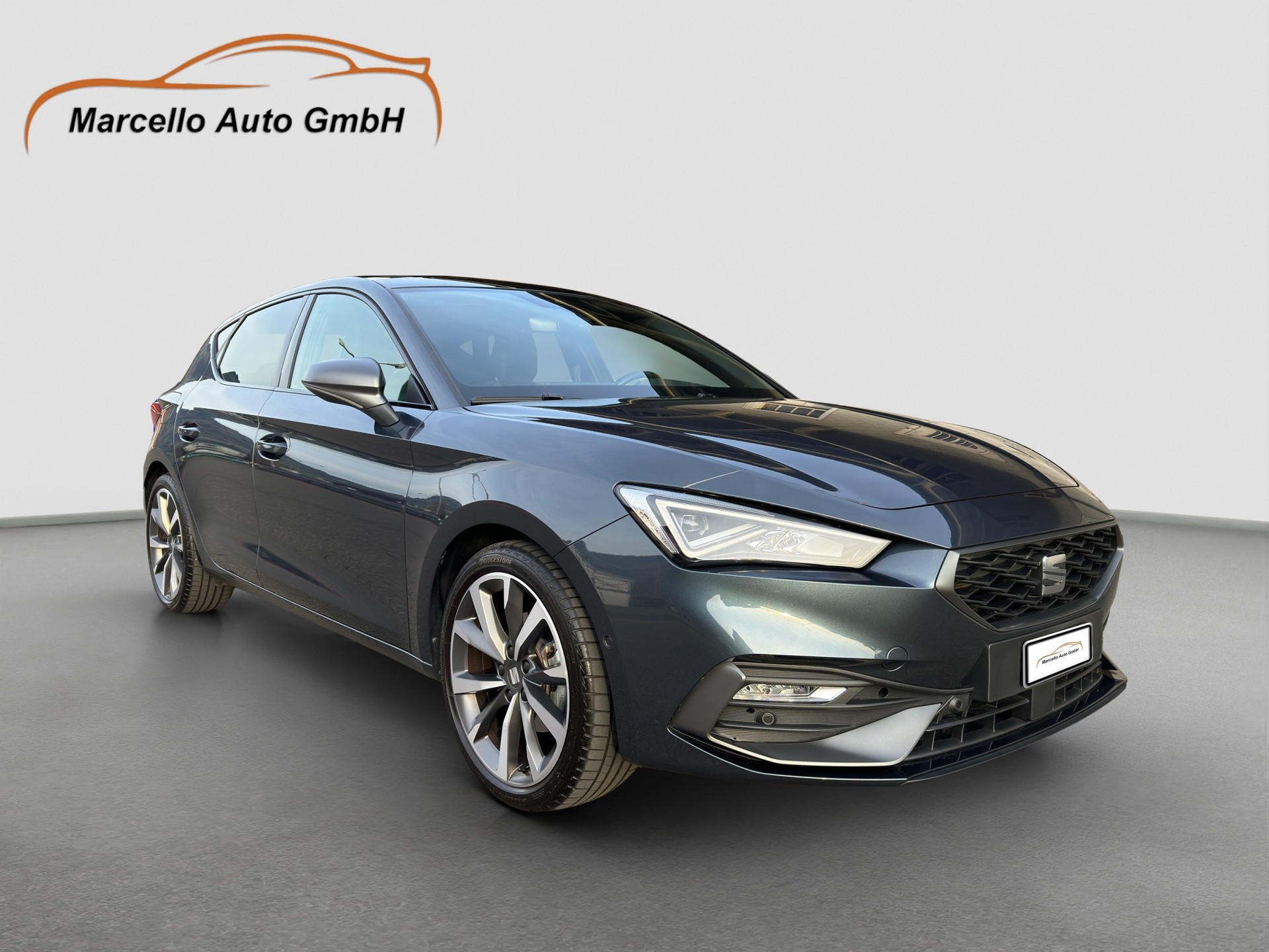 SEAT Leon 1.5 eTSI mHEV DSG FR-image-2