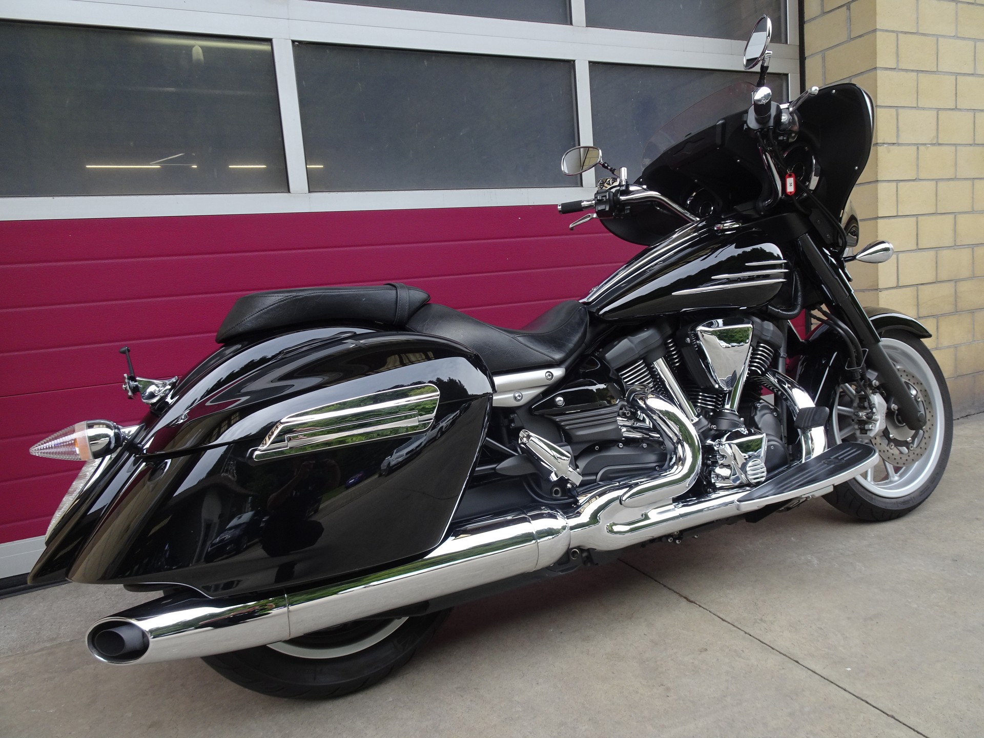 YAMAHA XV 1900 A Midnight Star-image-8
