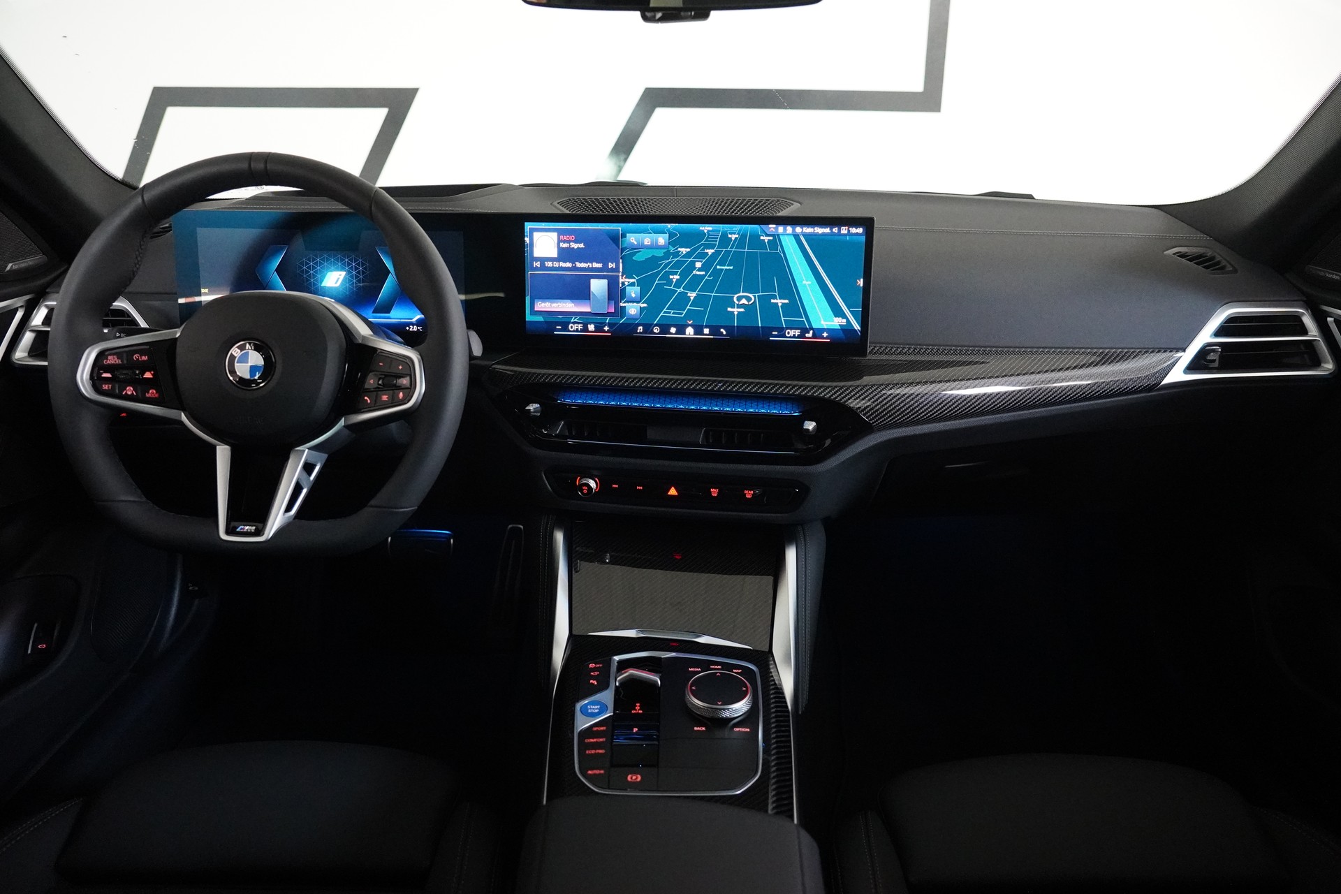 BMW i4 xDrive 40 M Sport Pro-image-17