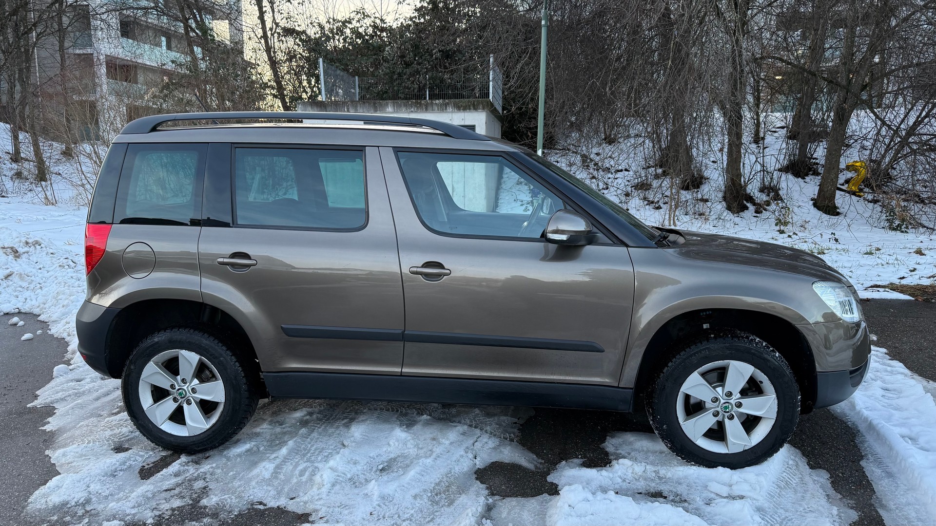 SKODA Yeti 1.2 TSI Active DSG-image-7