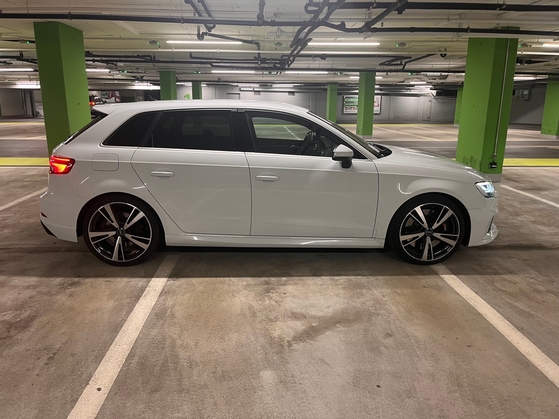AUDI RS3 Sportback APR Stage 3-image-2