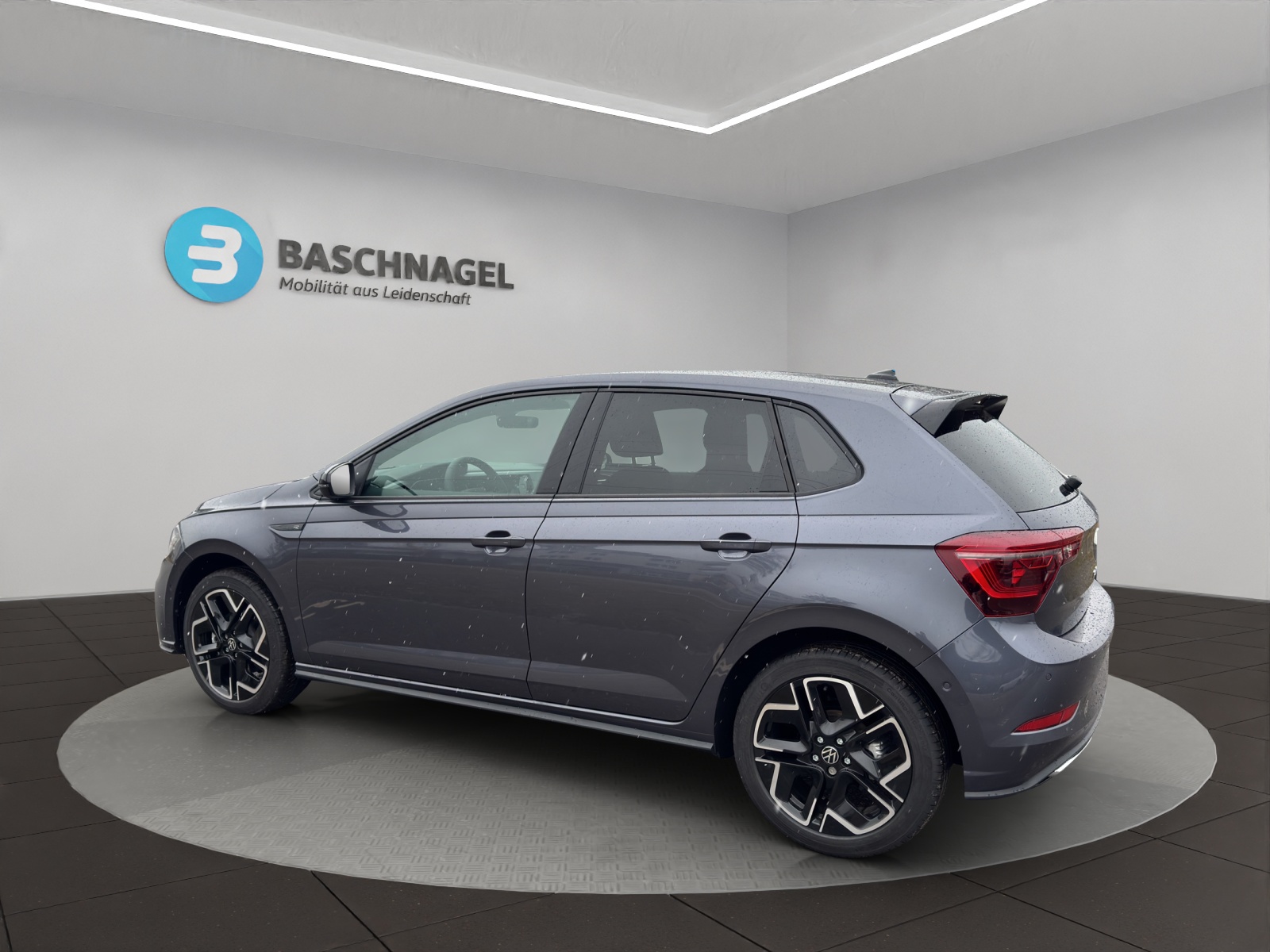 VW Polo 1.0 TSI R-Line DSG-image-2