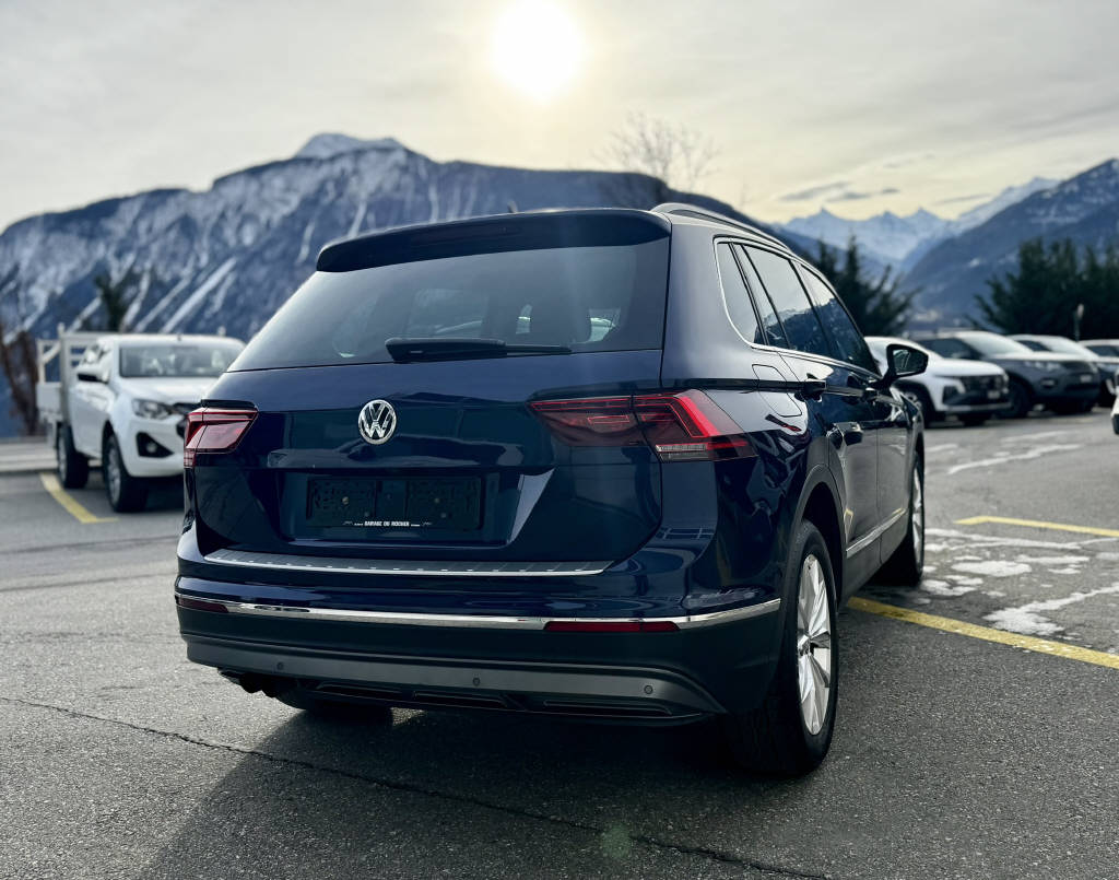 VW Tiguan 2.0 TSI BlueMT Highline DSG-showroom-element-3