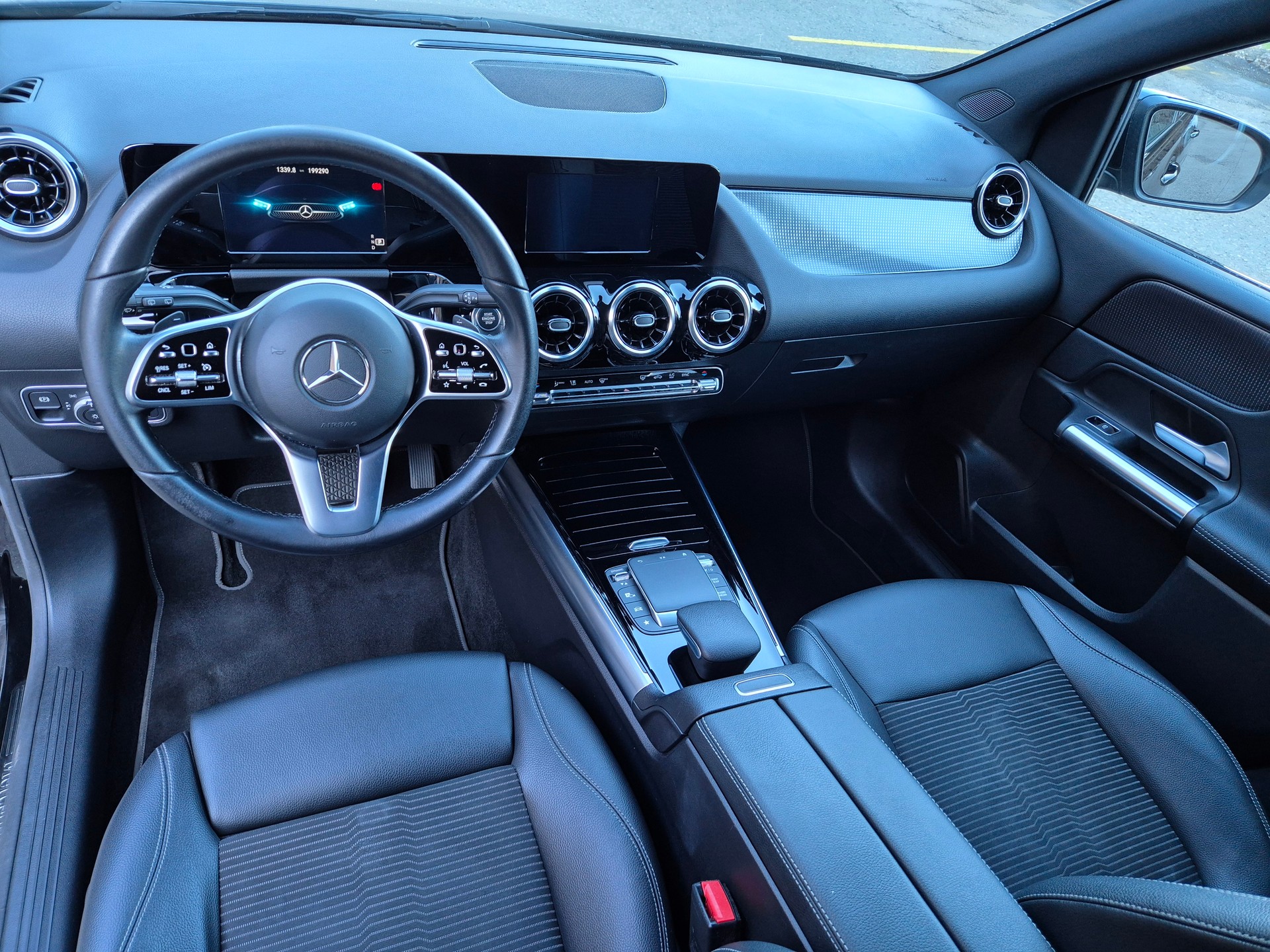 MERCEDES-BENZ B 200 d Night Star 8G-DCT-image-5