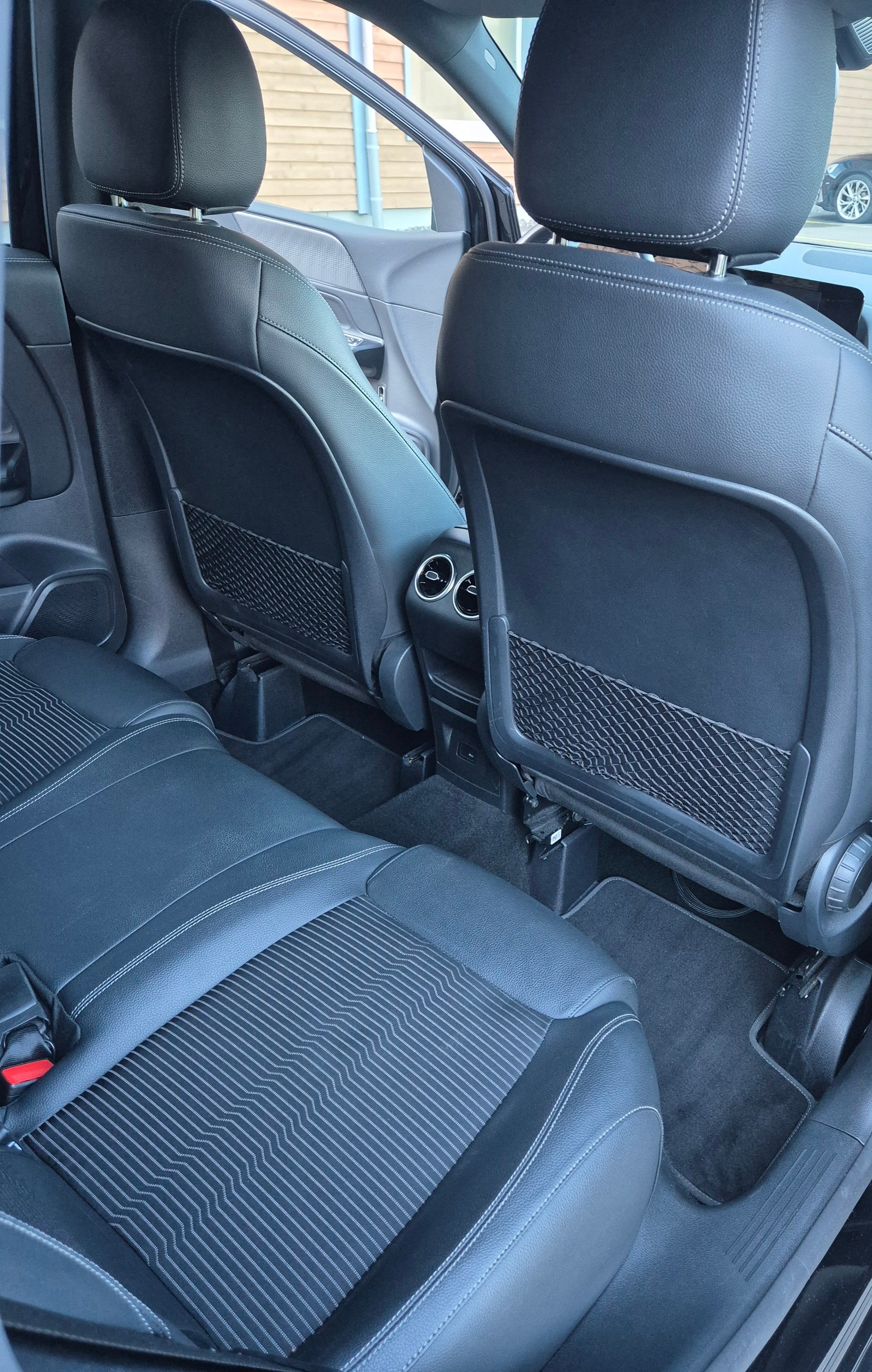 MERCEDES-BENZ B 200 d Night Star 8G-DCT-image-7