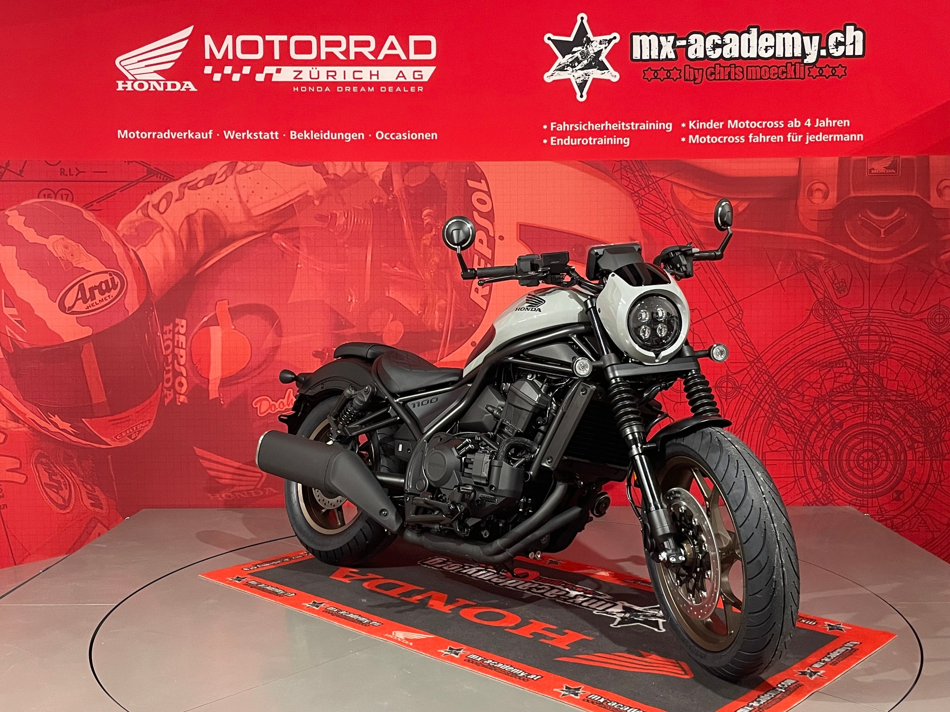 HONDA *CMX 1100 SE 2026**Pearl Deep Mud Grey*-showroom-element-2
