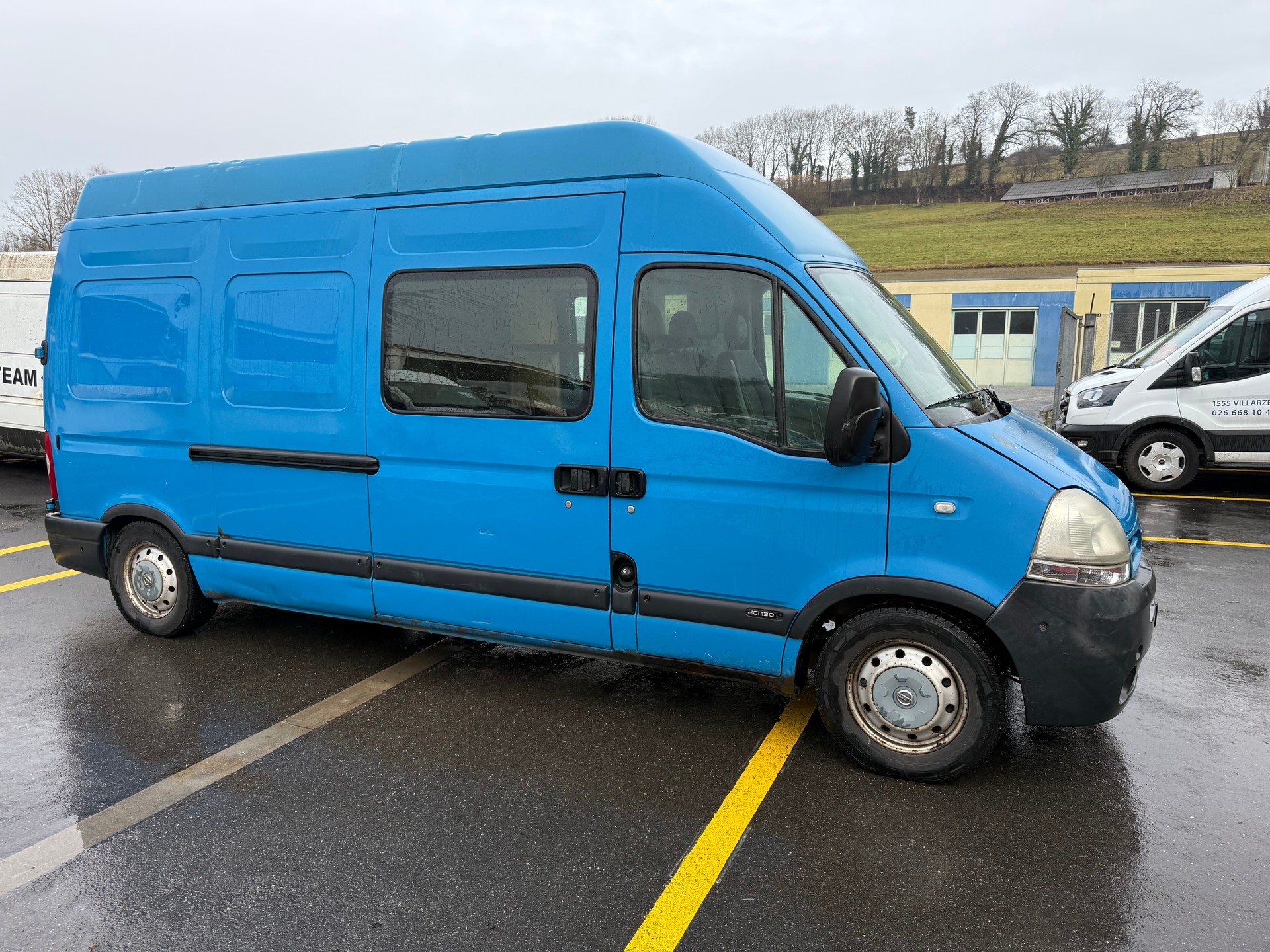 NISSAN Interstar 35 2.5dCi 150 Comfort-image-1