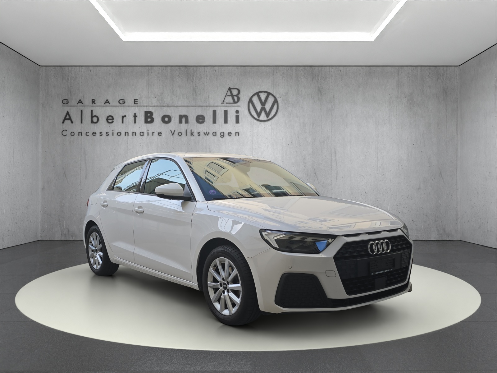 AUDI A1 Sportback 30 TFSI Attraction S-tronic-showroom-element-2