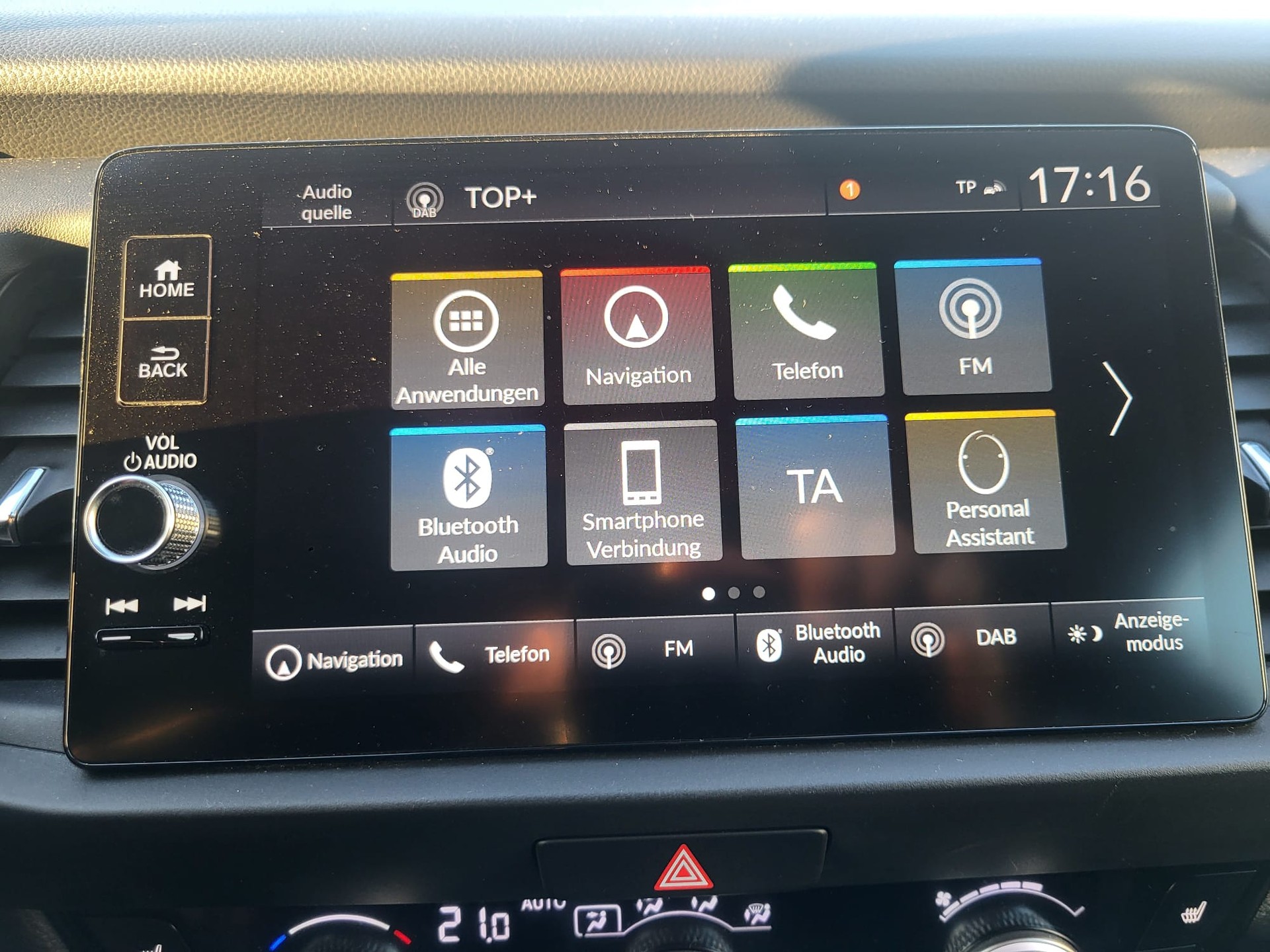 HONDA Jazz 1.5i-MMD Executive E-CVT-image-7