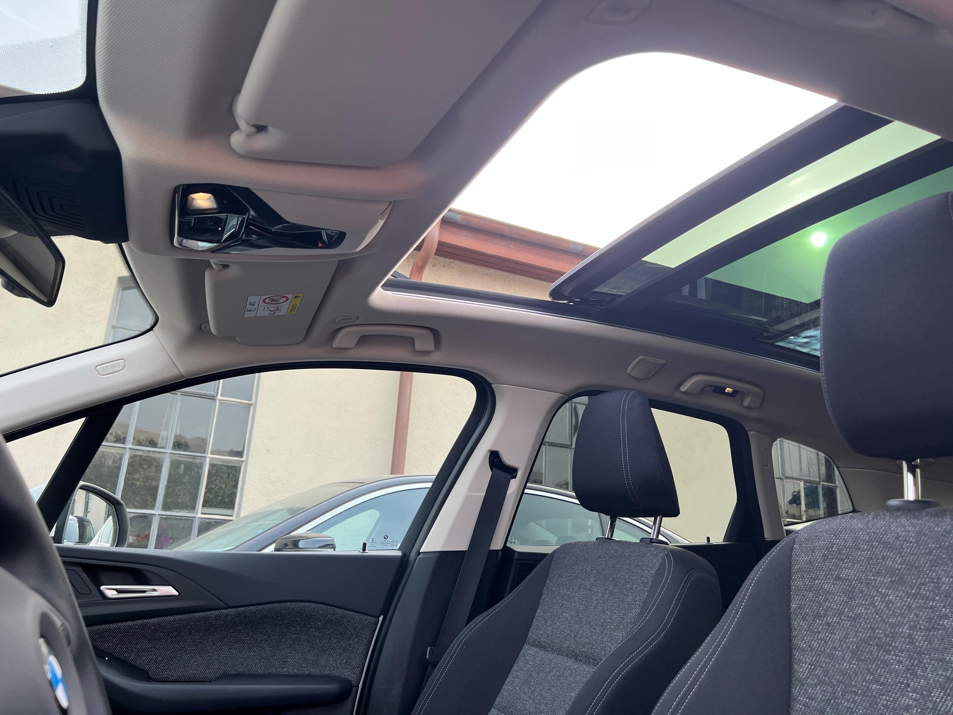 BMW 218d Active Tourer DKG-image-13