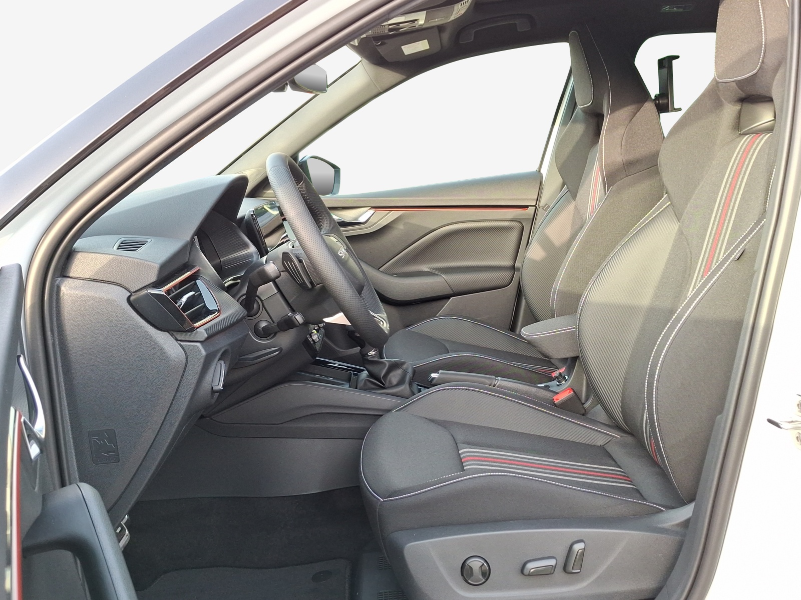 SKODA Kamiq 1.5 TSI Monte Carlo DSG-image-7
