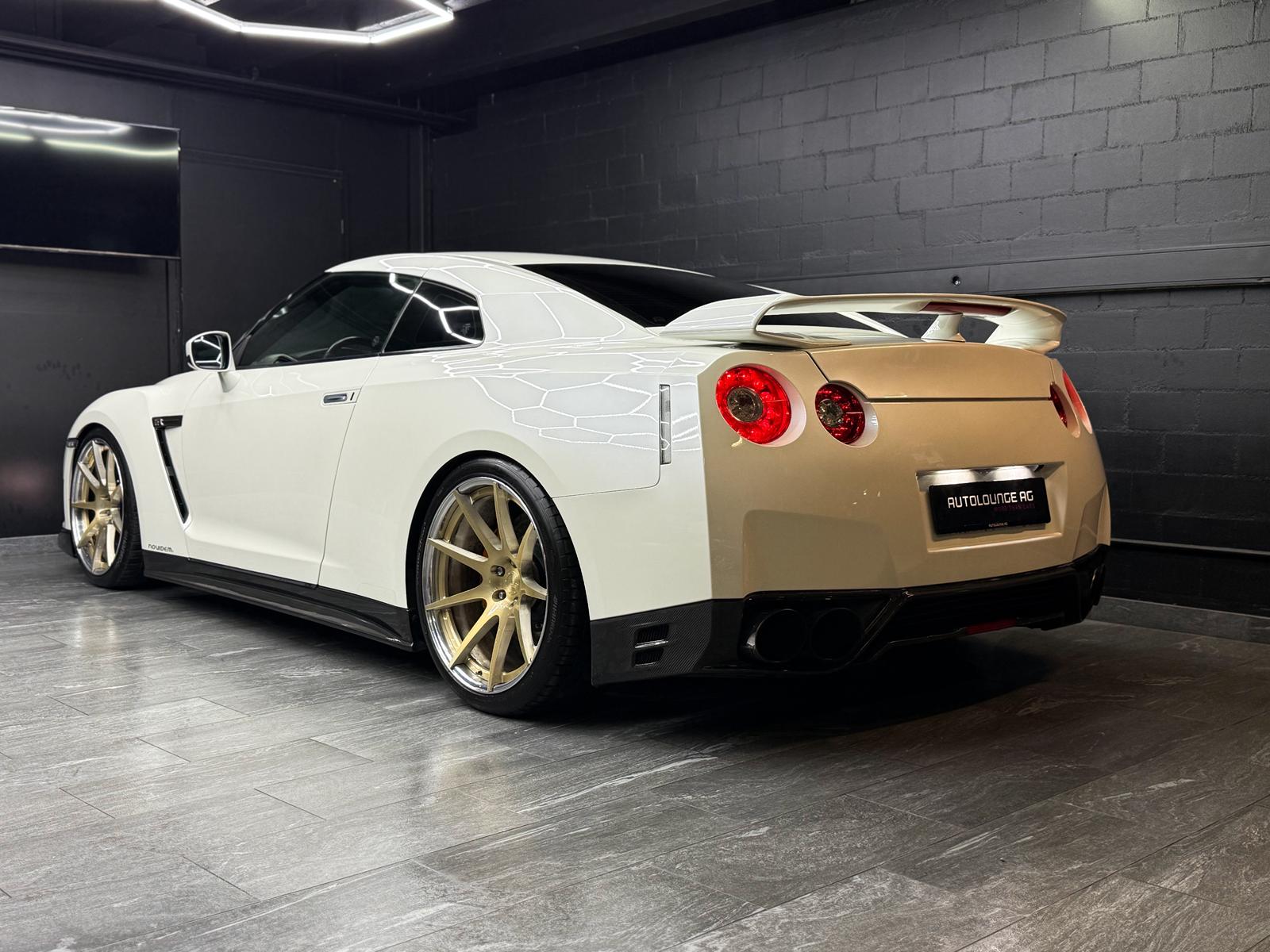 NISSAN GT-R 3.8 V6 Biturbo Black Edition-image-6