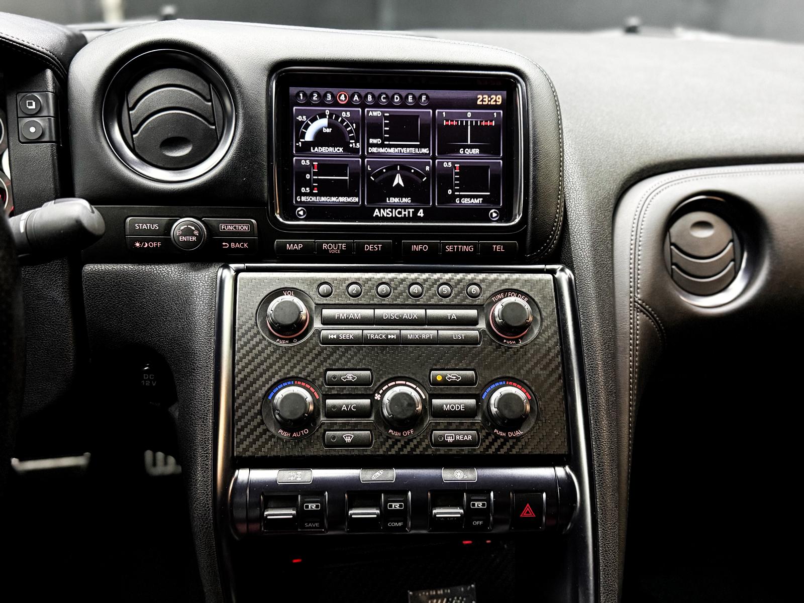 NISSAN GT-R 3.8 V6 Biturbo Black Edition-image-17