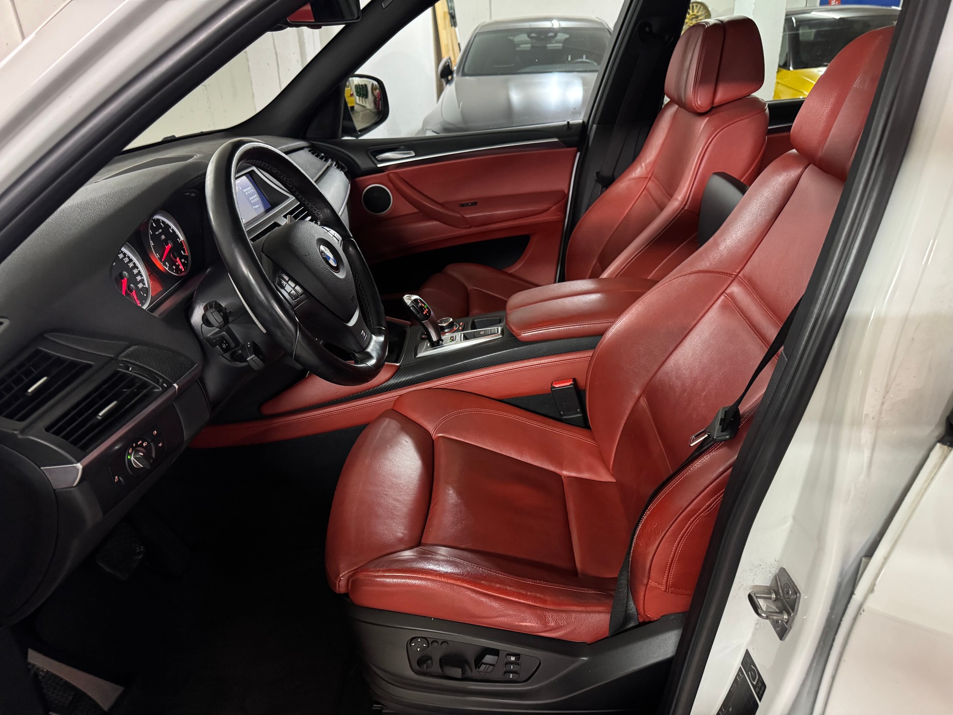BMW X5 xDrive M Steptronic CH-Fahrzeug-image-9