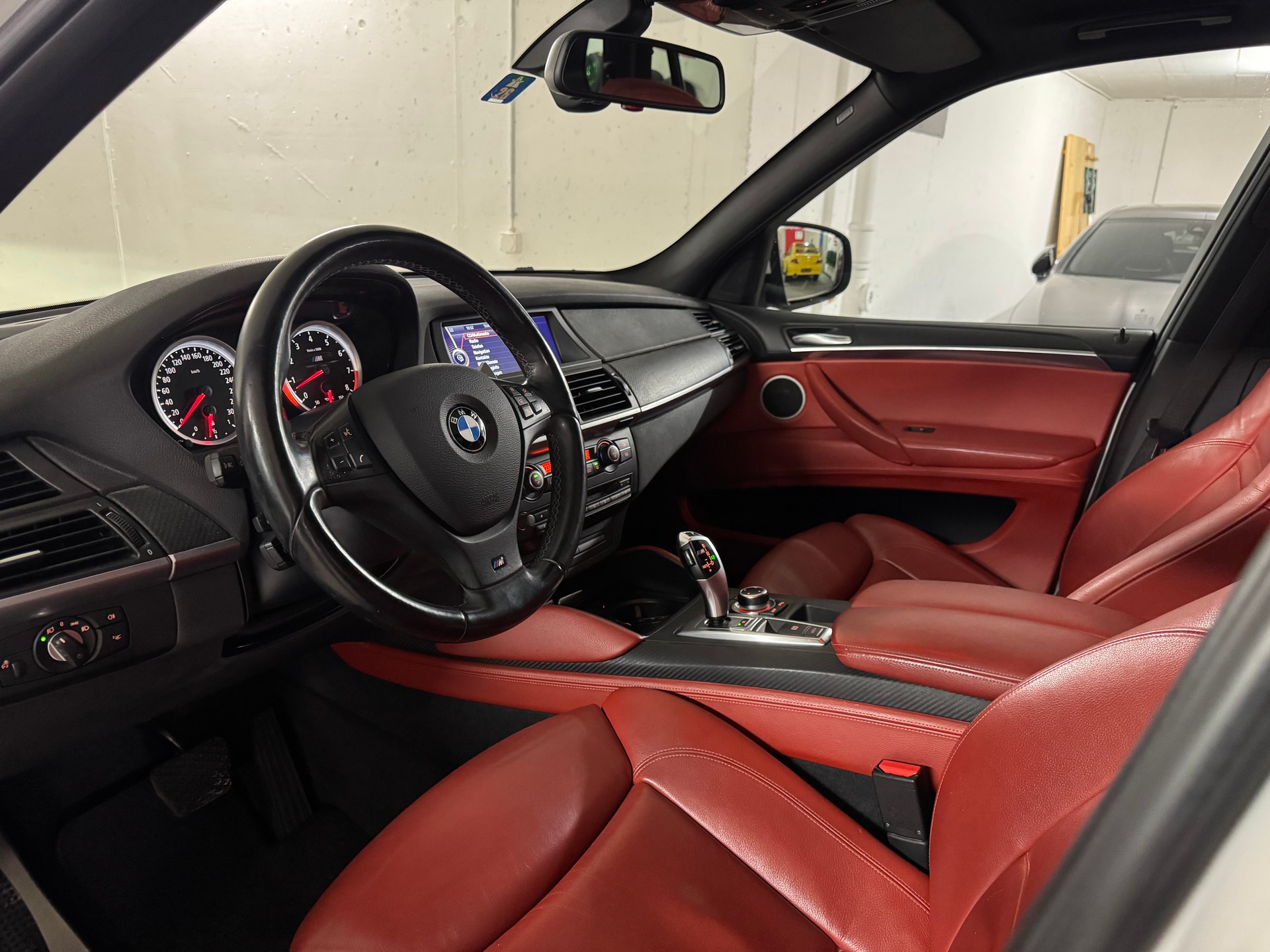 BMW X5 xDrive M Steptronic CH-Fahrzeug-image-8