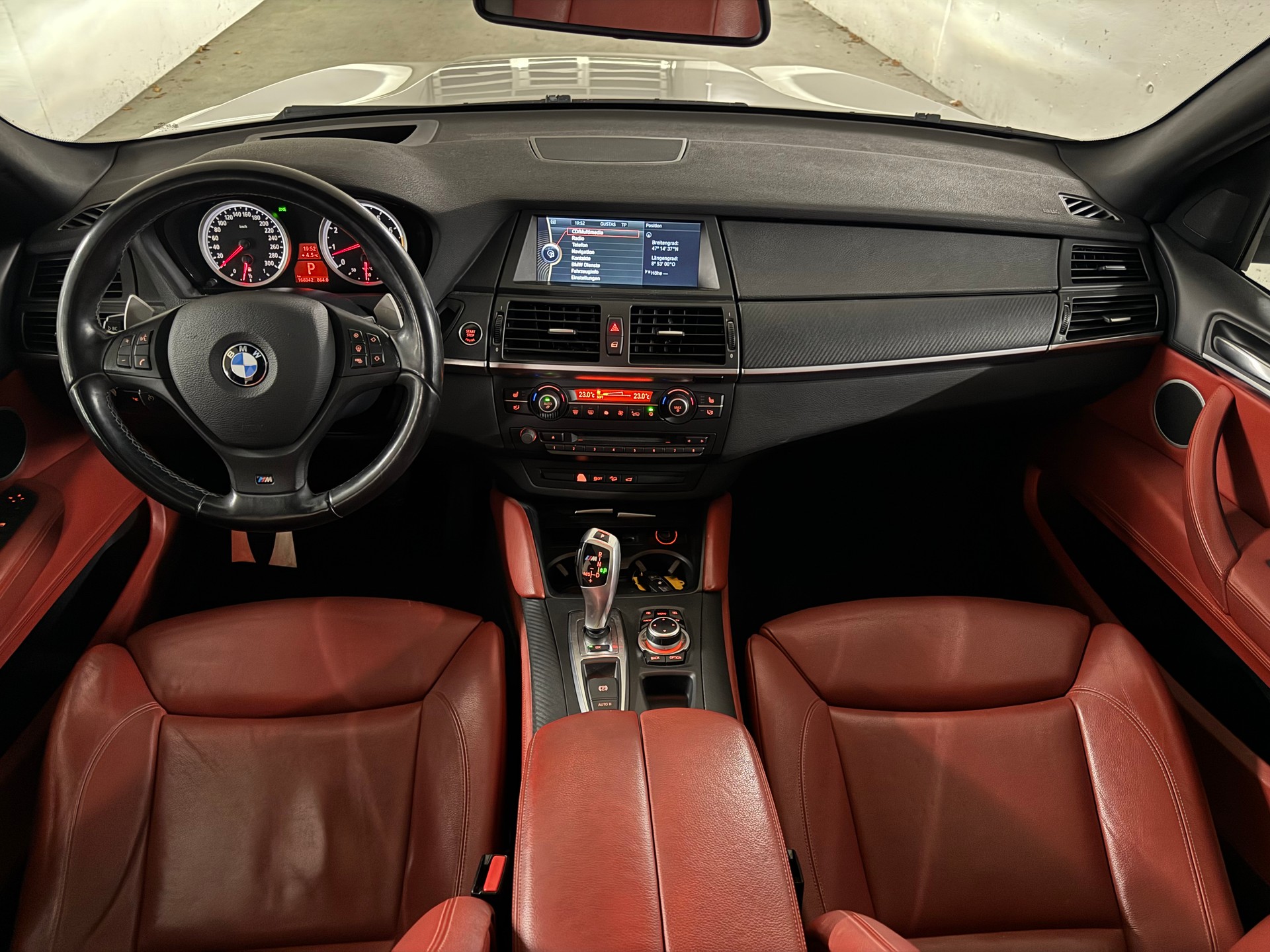 BMW X5 xDrive M Steptronic CH-Fahrzeug-image-12