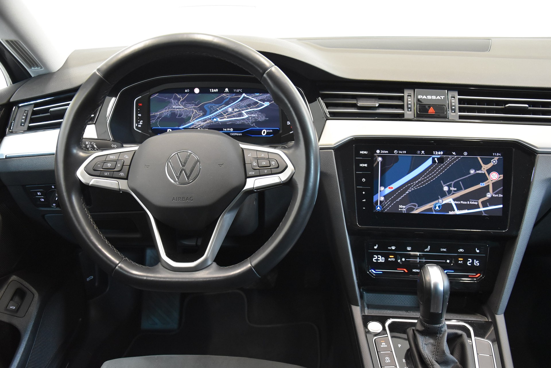 VW Passat 2.0 TDI BMT Elegance DSG-image-5