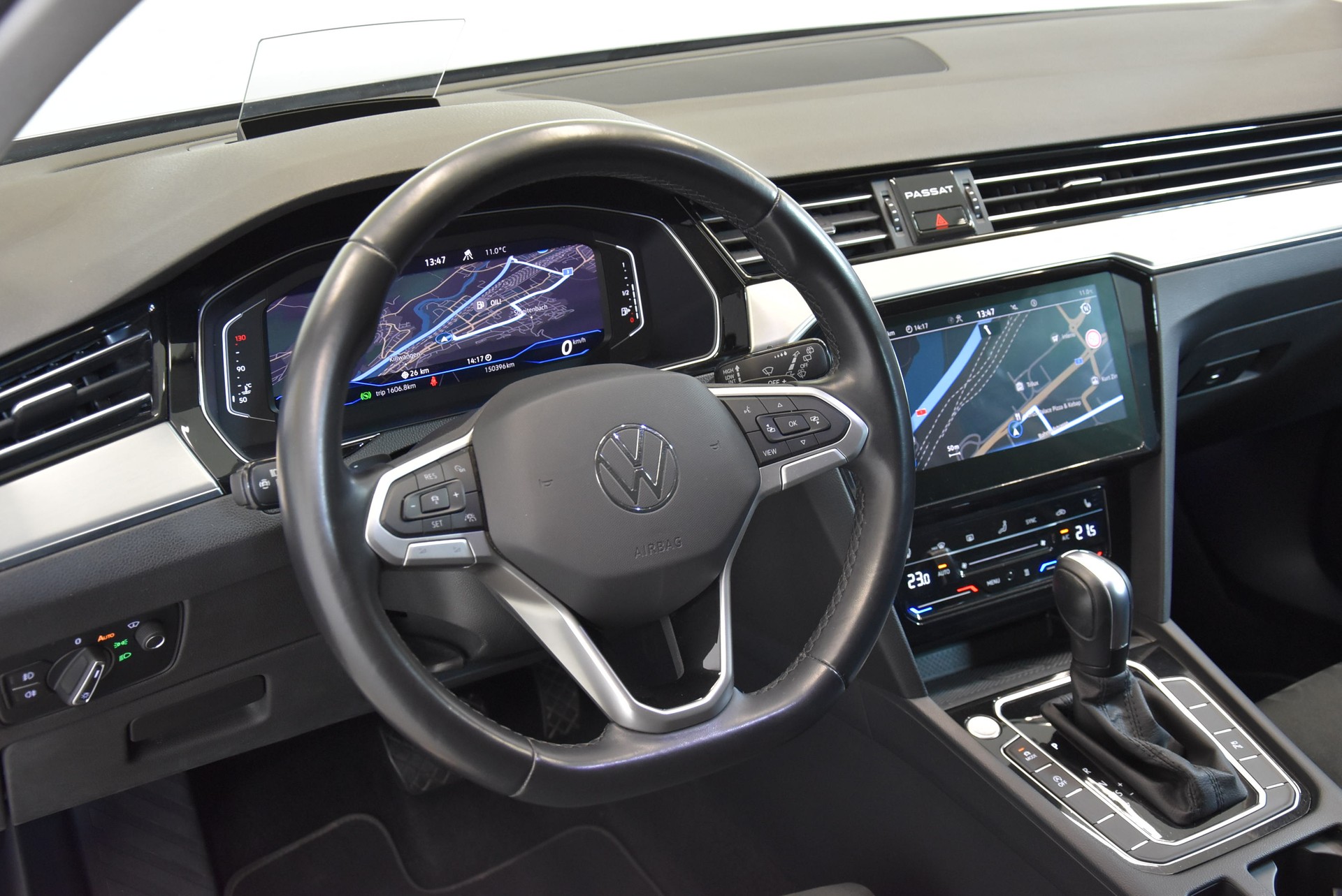VW Passat 2.0 TDI BMT Elegance DSG-image-2