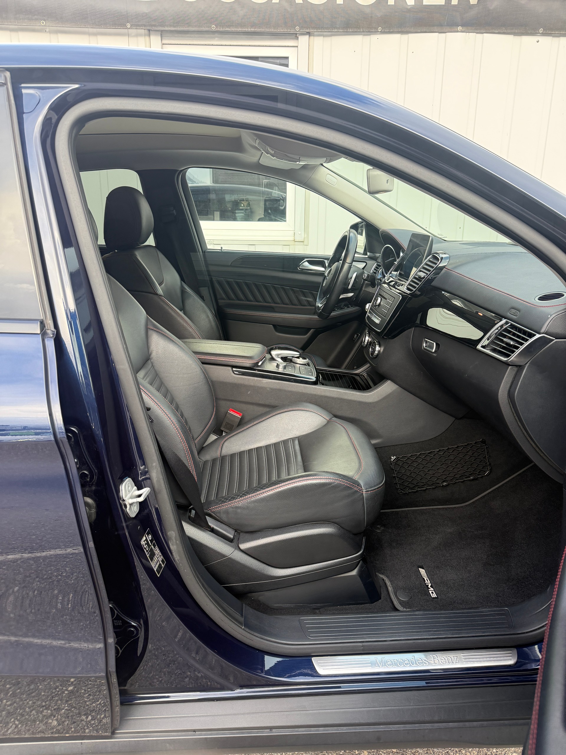 MERCEDES-BENZ GLE Coupé 450 AMG 4Matic 9G-Tronic-image-14