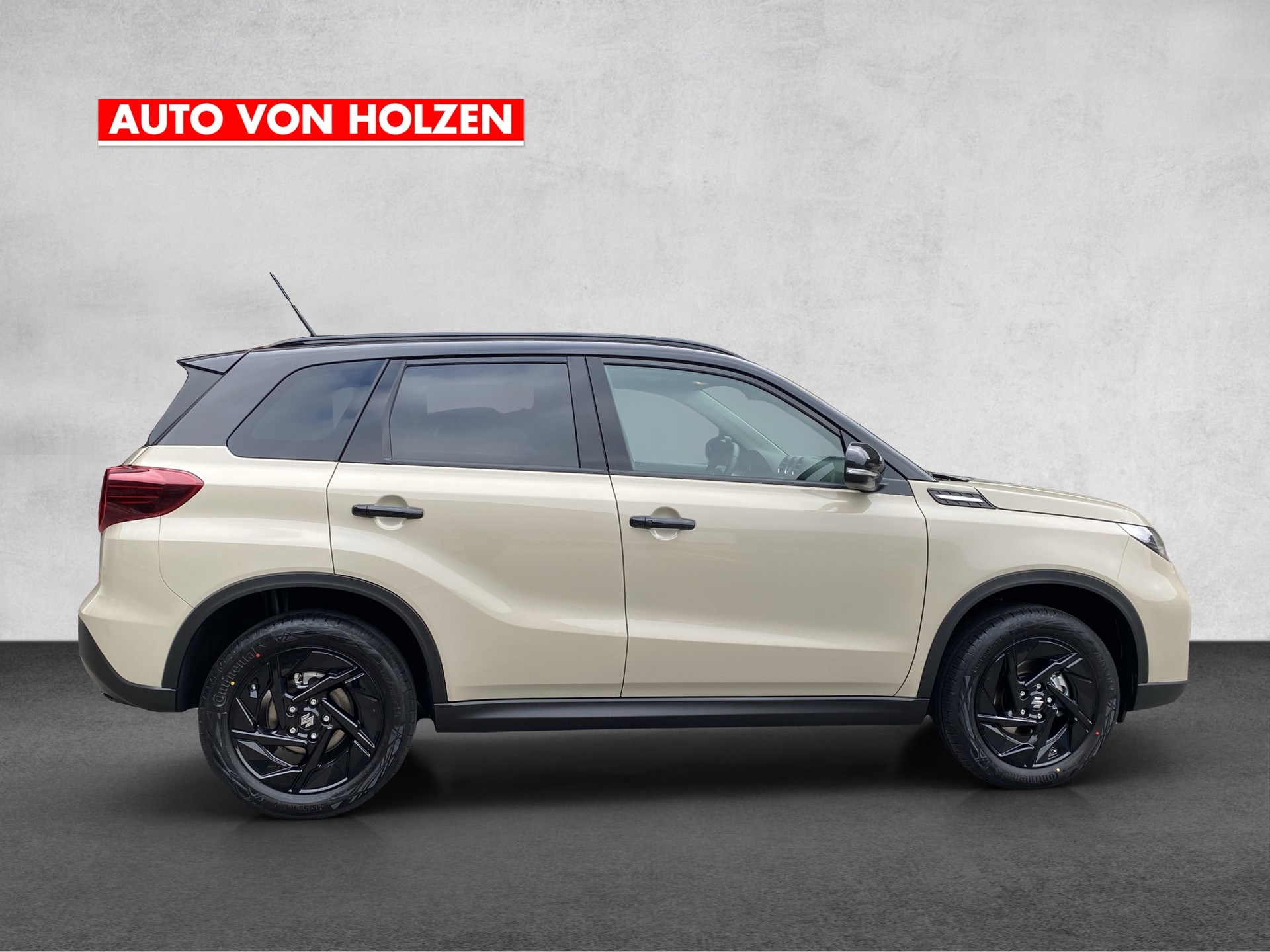 SUZUKI Vitara 1.4 Boosterjet Black Edition Top 4x4 Hybrid Automatic-image-7