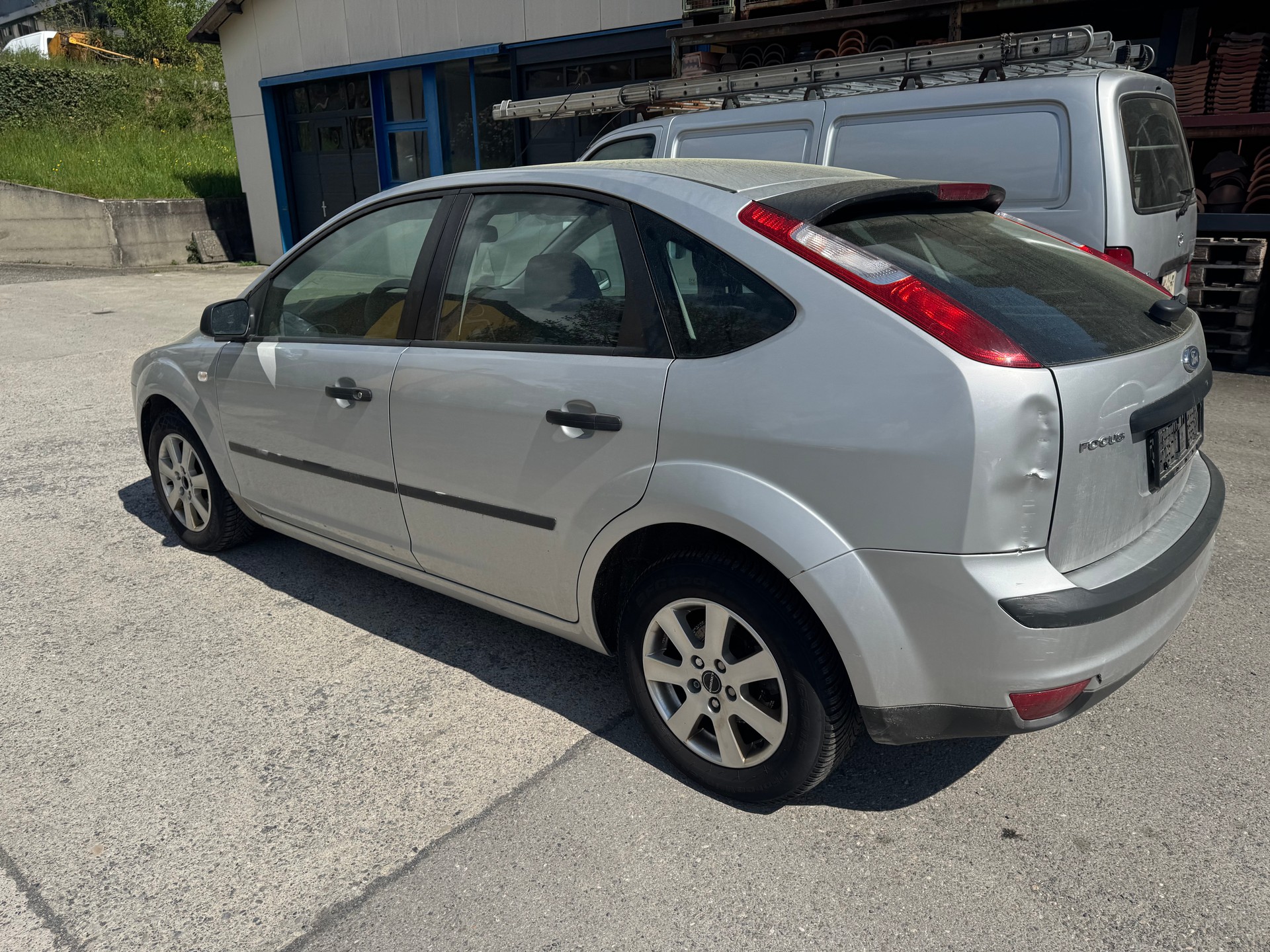 FORD Focus 1.6i VCT Carving-image-4