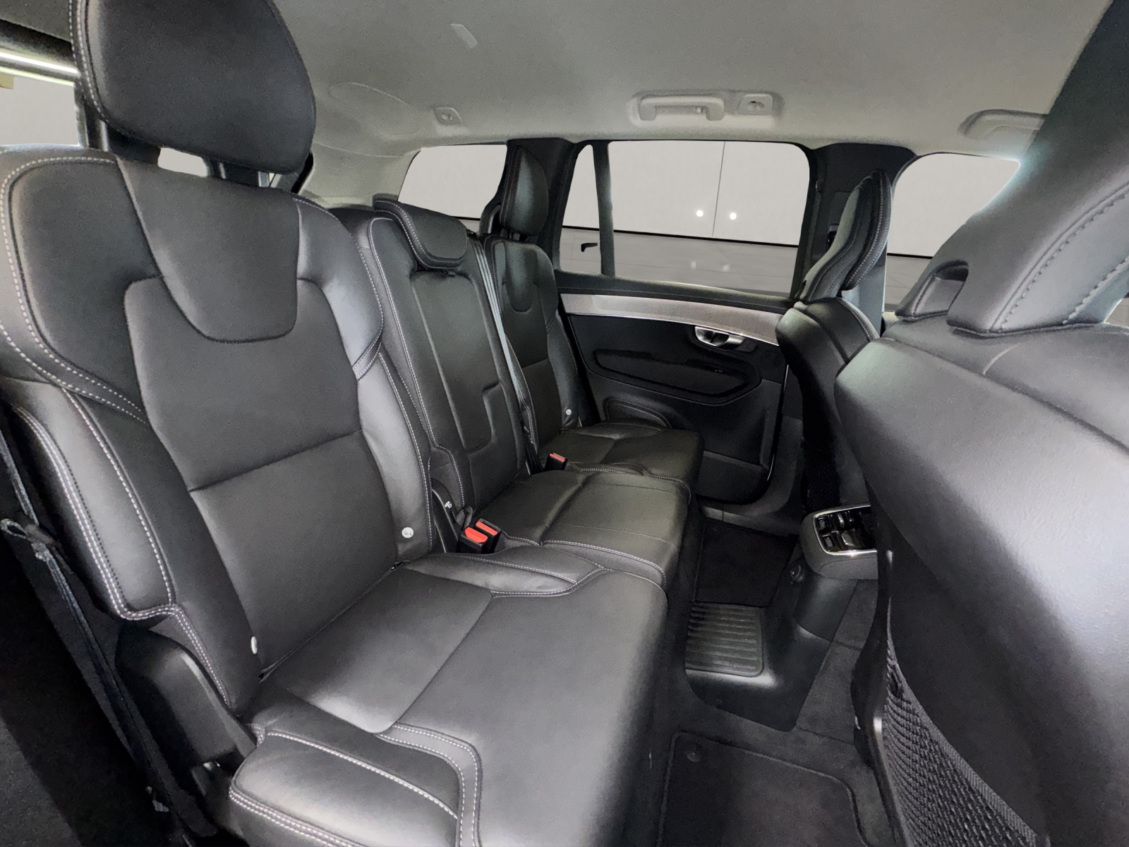 VOLVO XC90 2.0 T8 TE Plus Dark eAWD-image-12