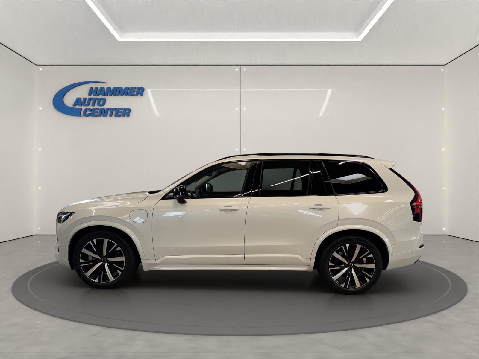 VOLVO XC90 2.0 T8 TE Plus Dark eAWD-image-1