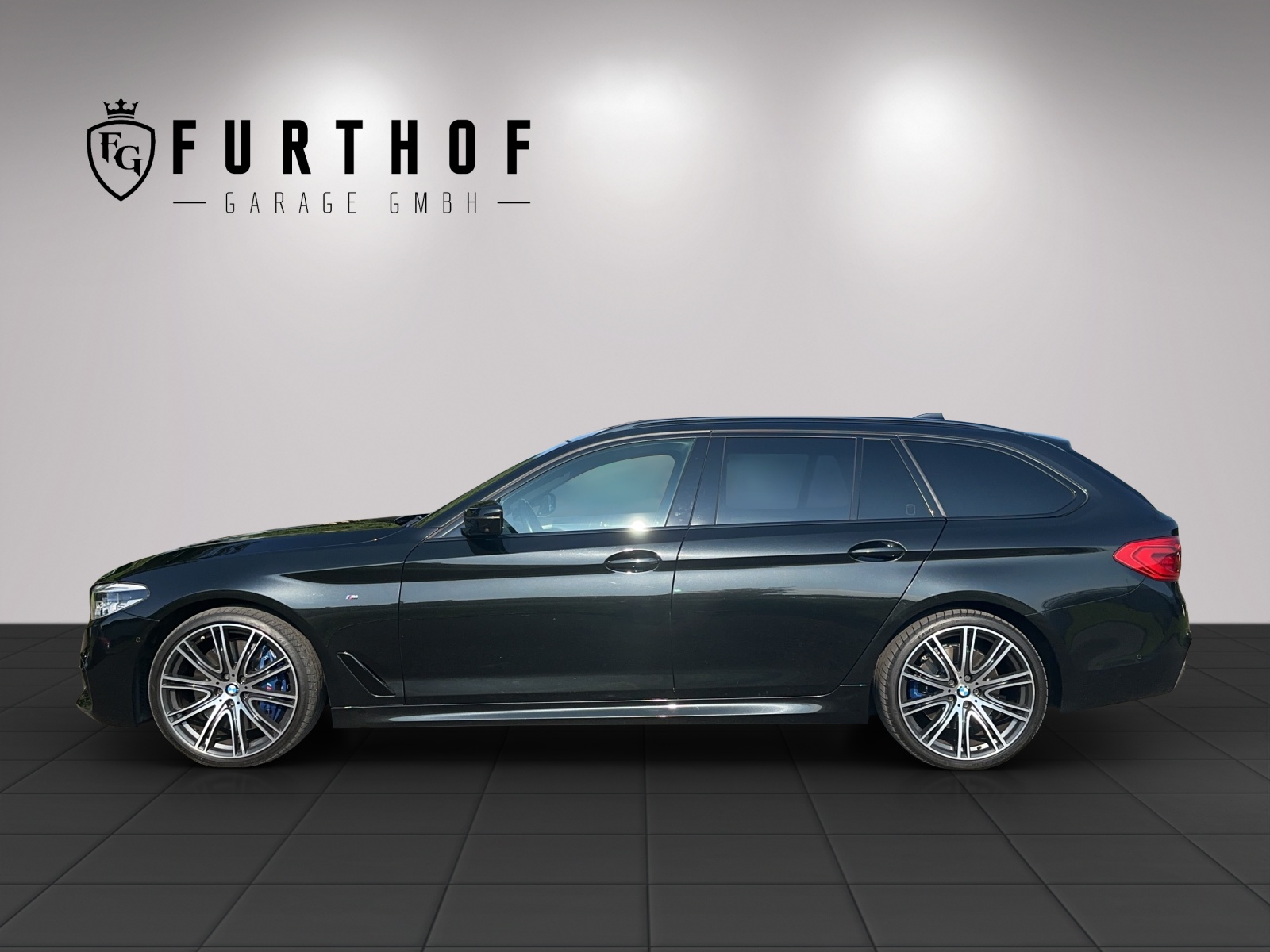 BMW 540d xDrive Touring Steptronic-showroom-element-2