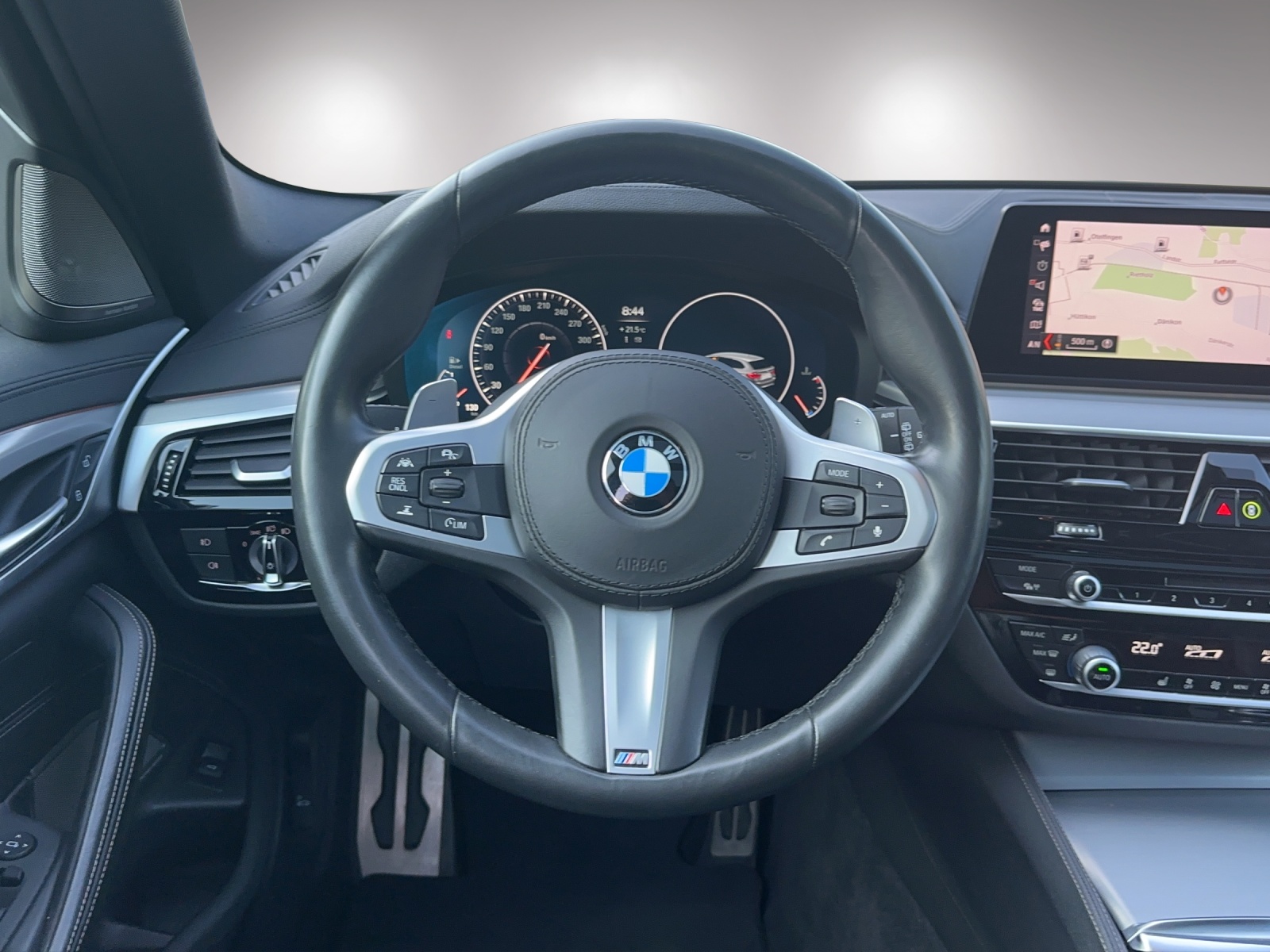 BMW 540d xDrive Touring Steptronic-image-12