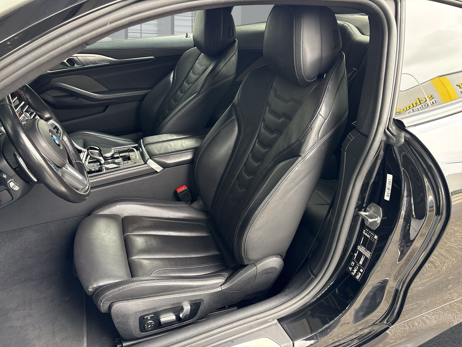 BMW M850i xDrive Steptronic-image-9