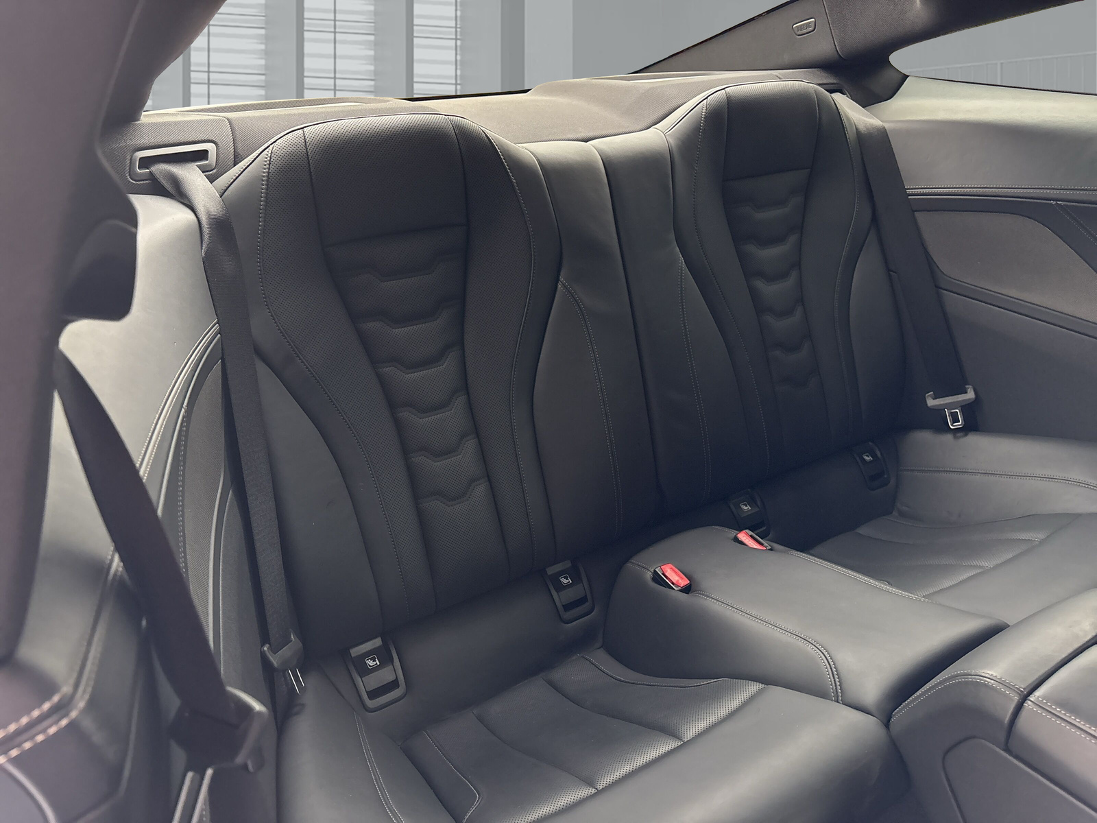BMW M850i xDrive Steptronic-image-13