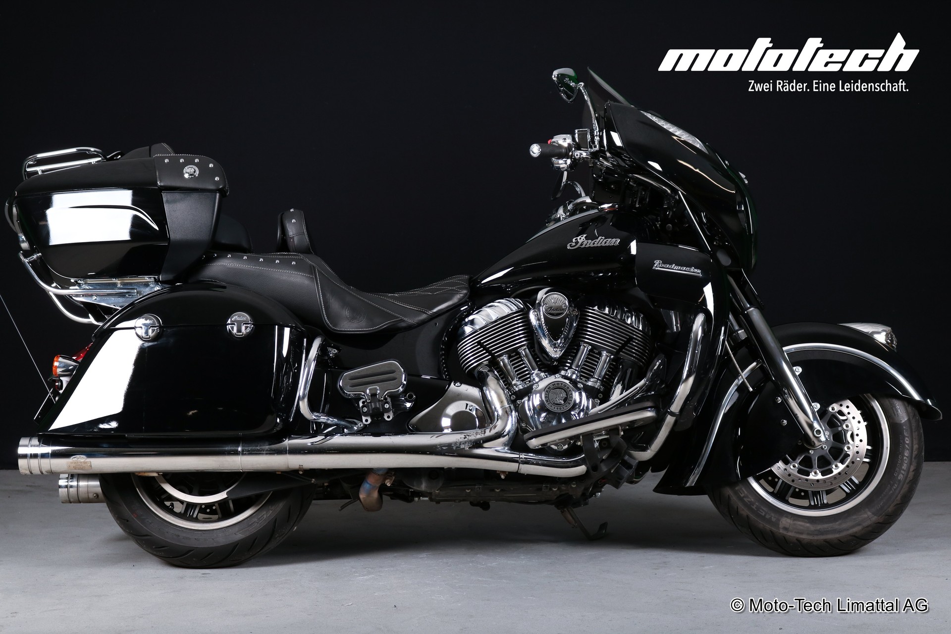 INDIAN Roadmaster Classic-showroom-element-1