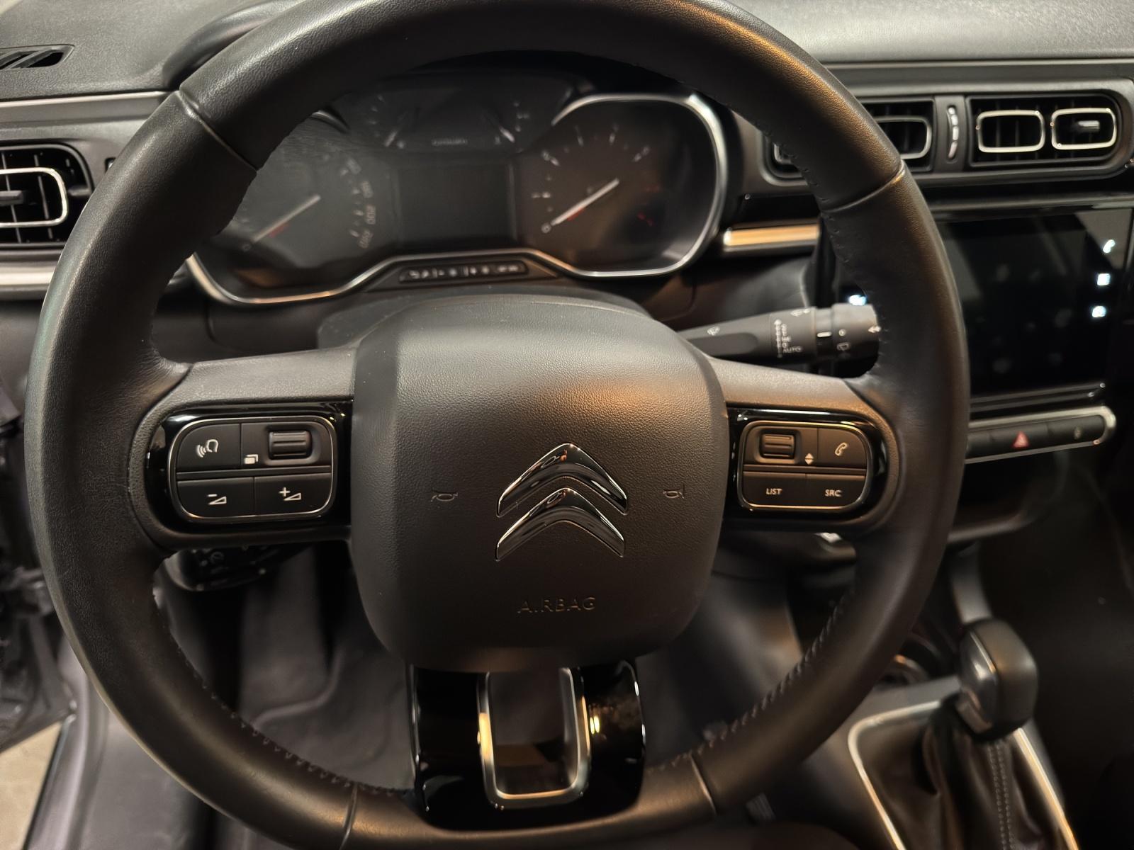 CITROEN C3 1.2 PureTech Shine-image-6