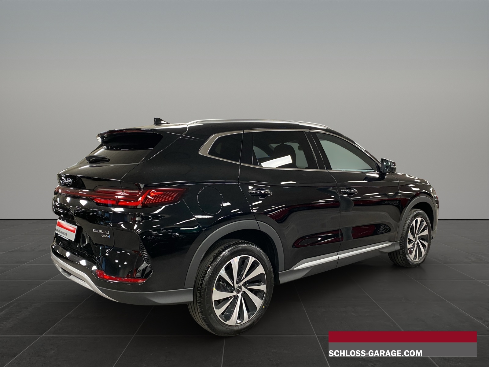 BYD Seal U DM-i Design AWD-image-6