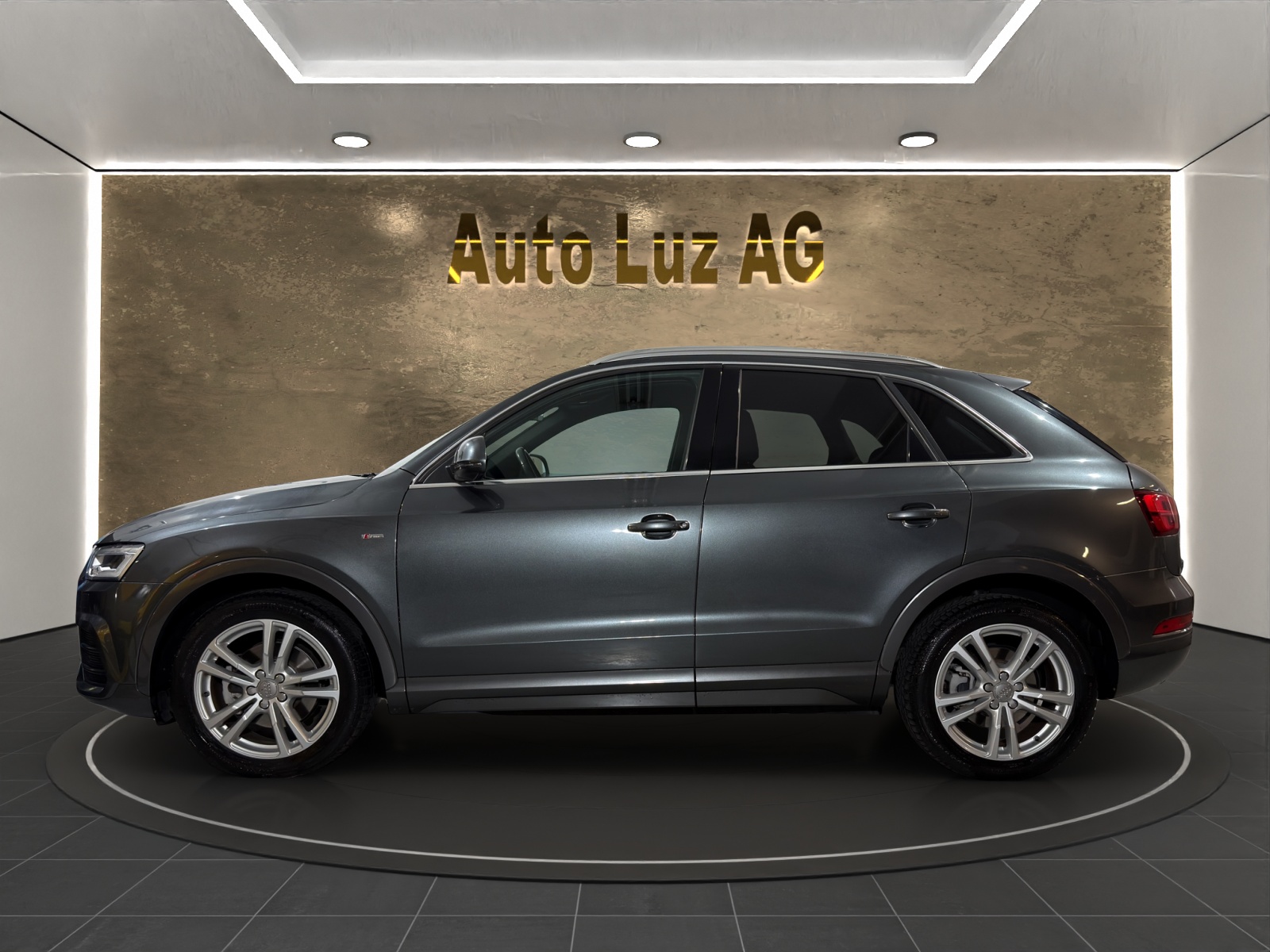 AUDI Q3 2.0 TFSI sport quattro S-tronic-image-5