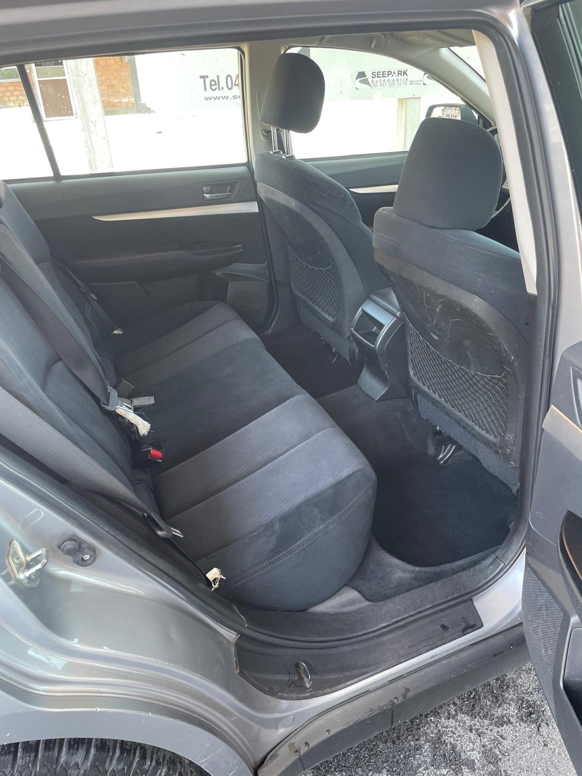 SUBARU Outback 2.5i Limited AWD Lineartronic-image-4