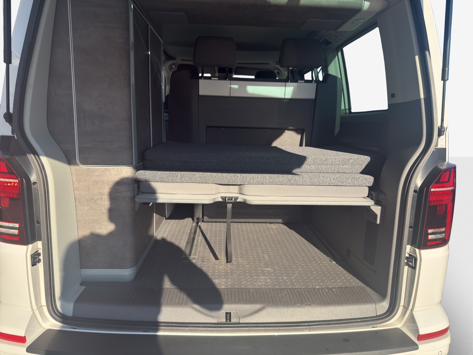 VW T6.1 California 2.0 TDI Ocean Liberty-image-12