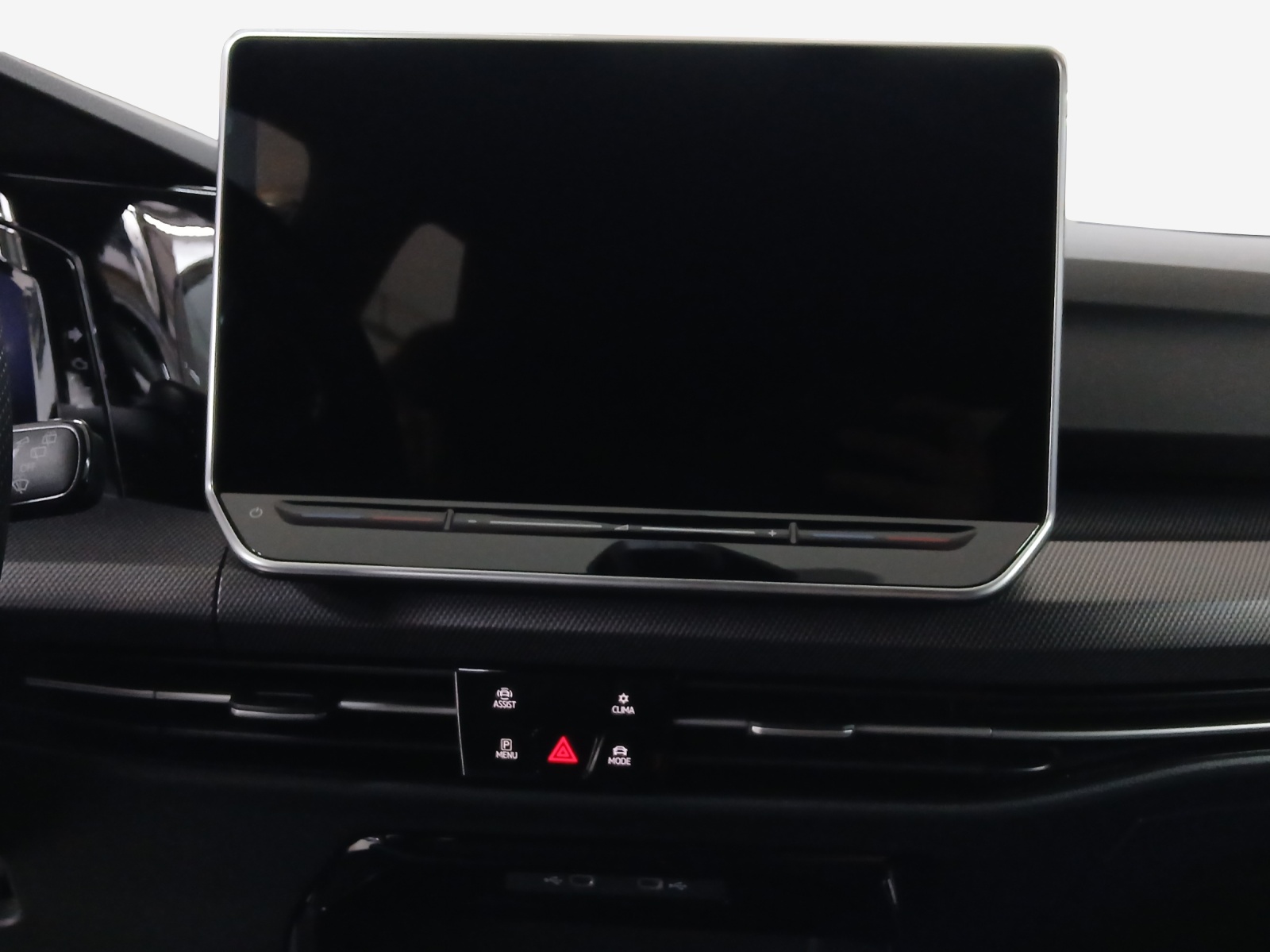 VW Golf 1.5 e TSI mHEV R-Line DSG-image-10