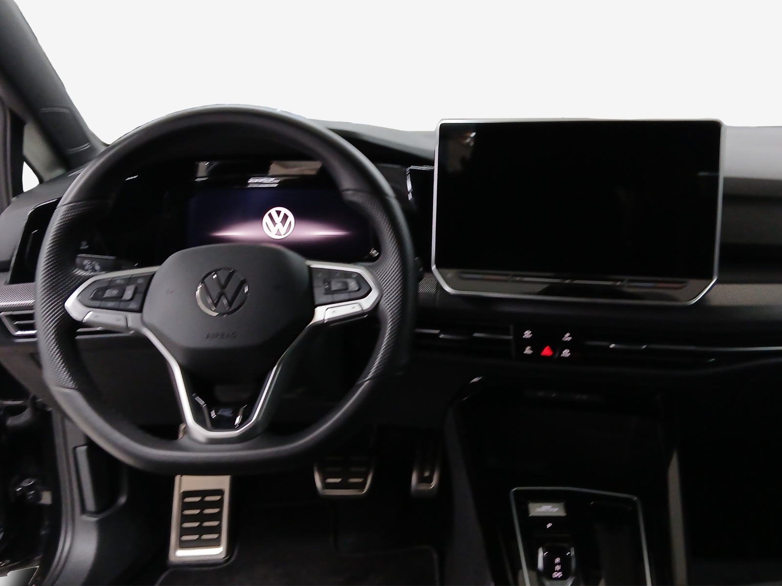 VW Golf 1.5 e TSI mHEV R-Line DSG-image-8