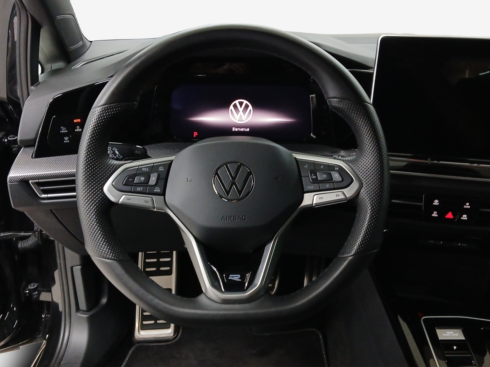 VW Golf 1.5 e TSI mHEV R-Line DSG-image-9