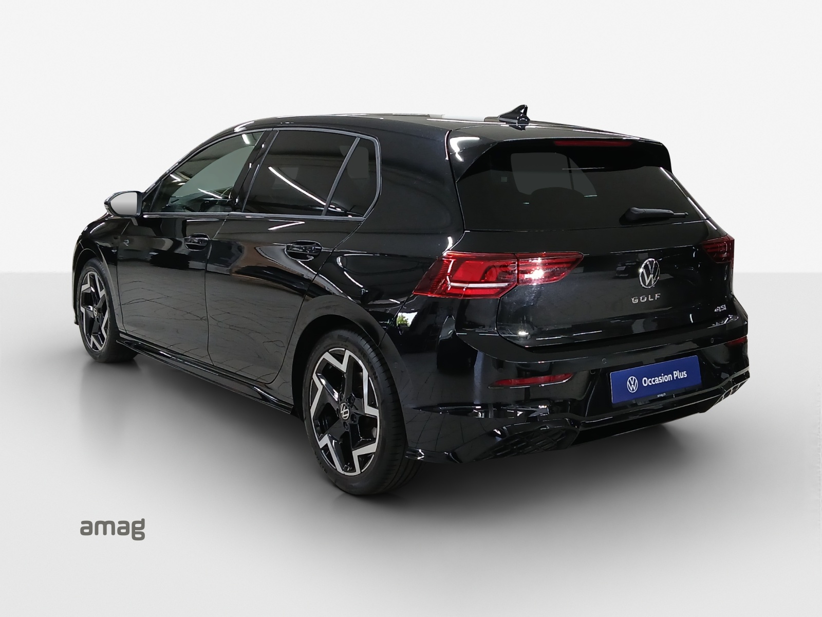 VW Golf 1.5 e TSI mHEV R-Line DSG-image-2