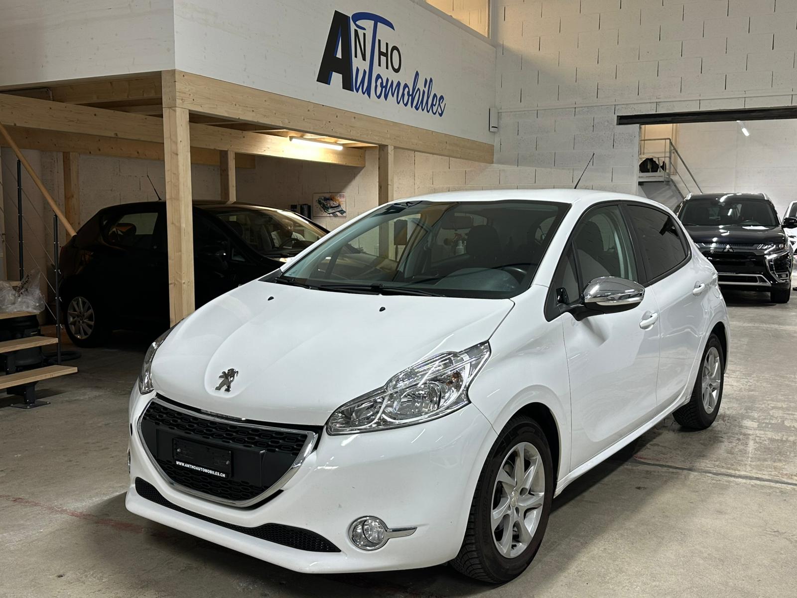 PEUGEOT 208 1.2 VTI Access-image-0