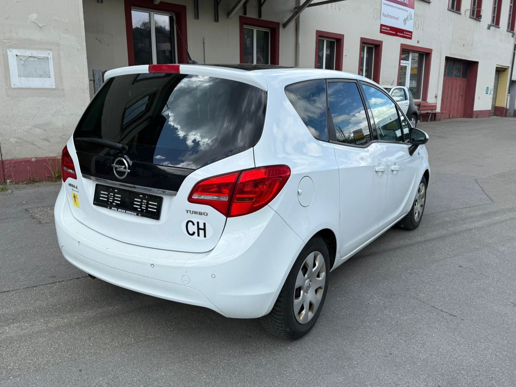OPEL Meriva 1.4 Turbo Cosmo-image-3