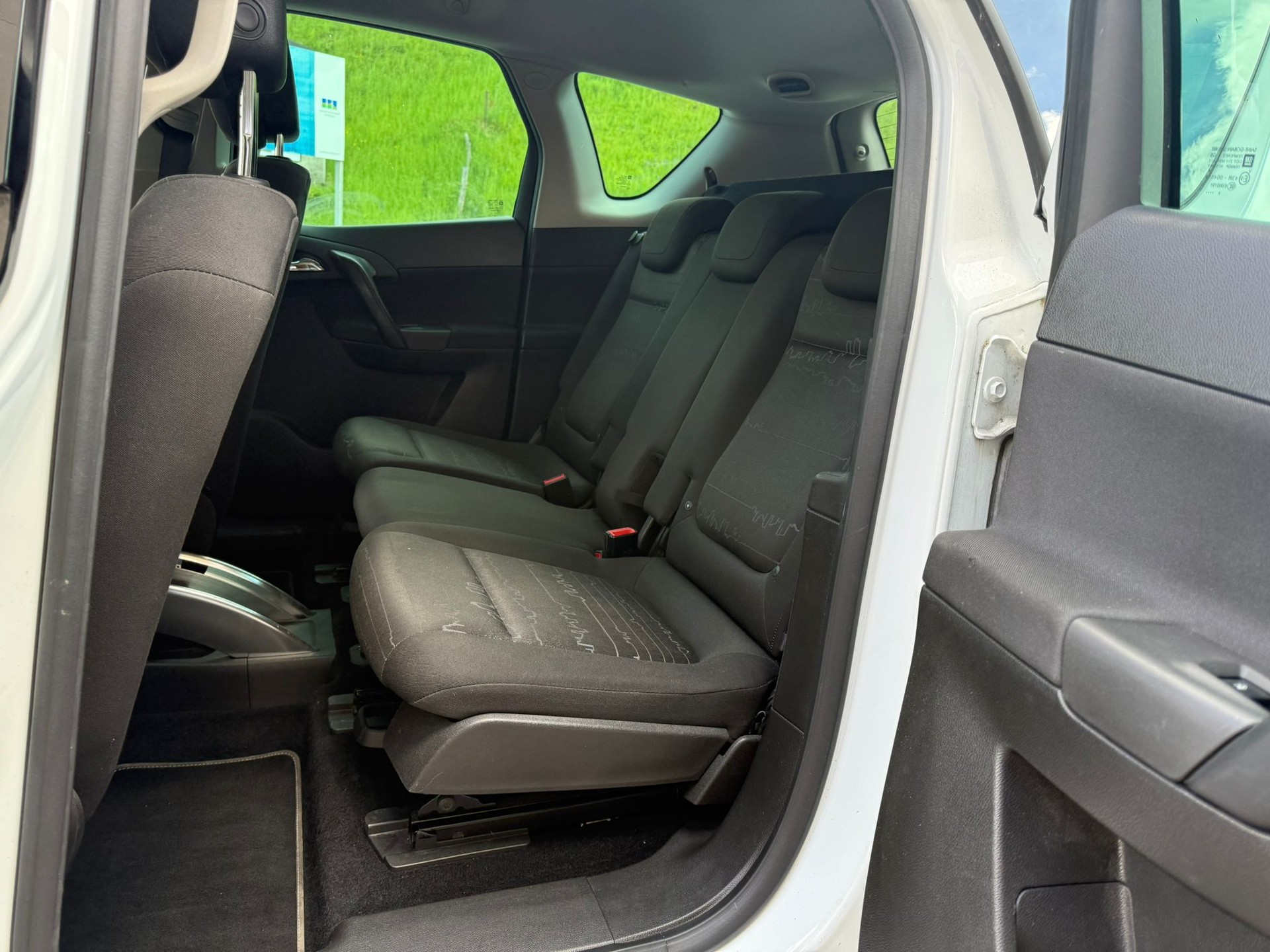 OPEL Meriva 1.4 Turbo Cosmo-image-11