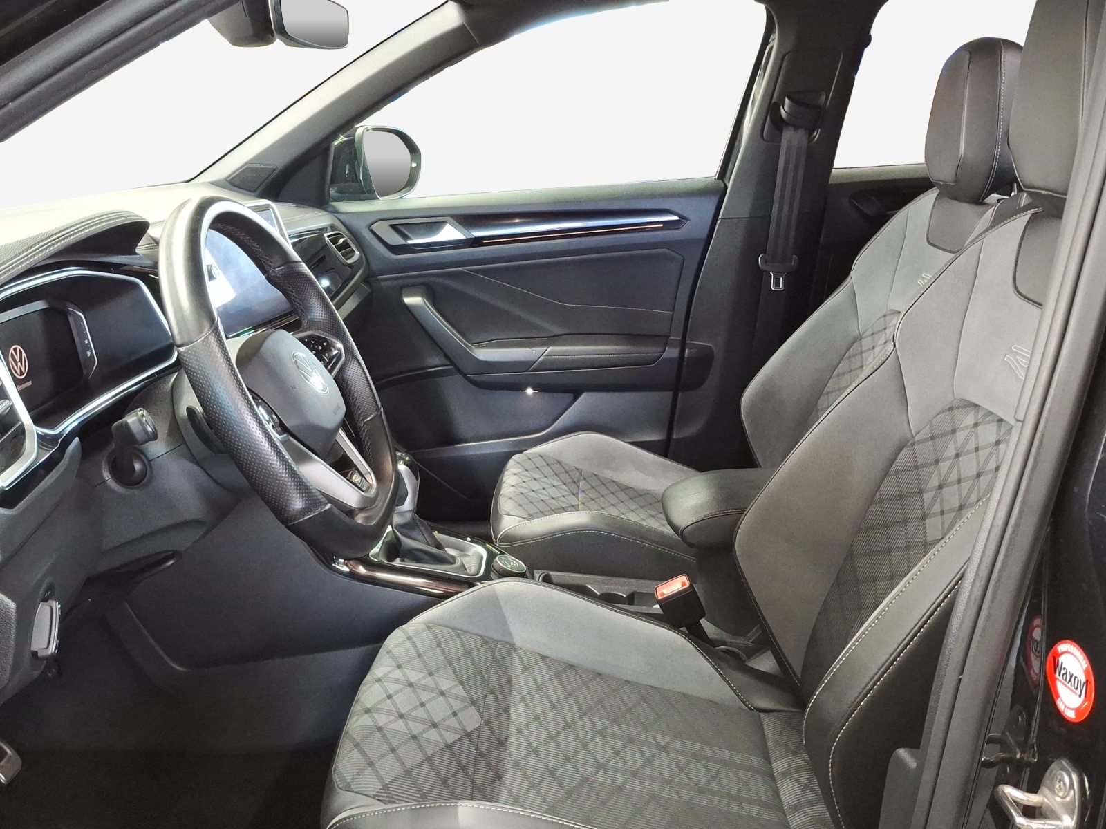 VW T-Roc 2.0 TSI R-Line DSG 4Motion-image-7