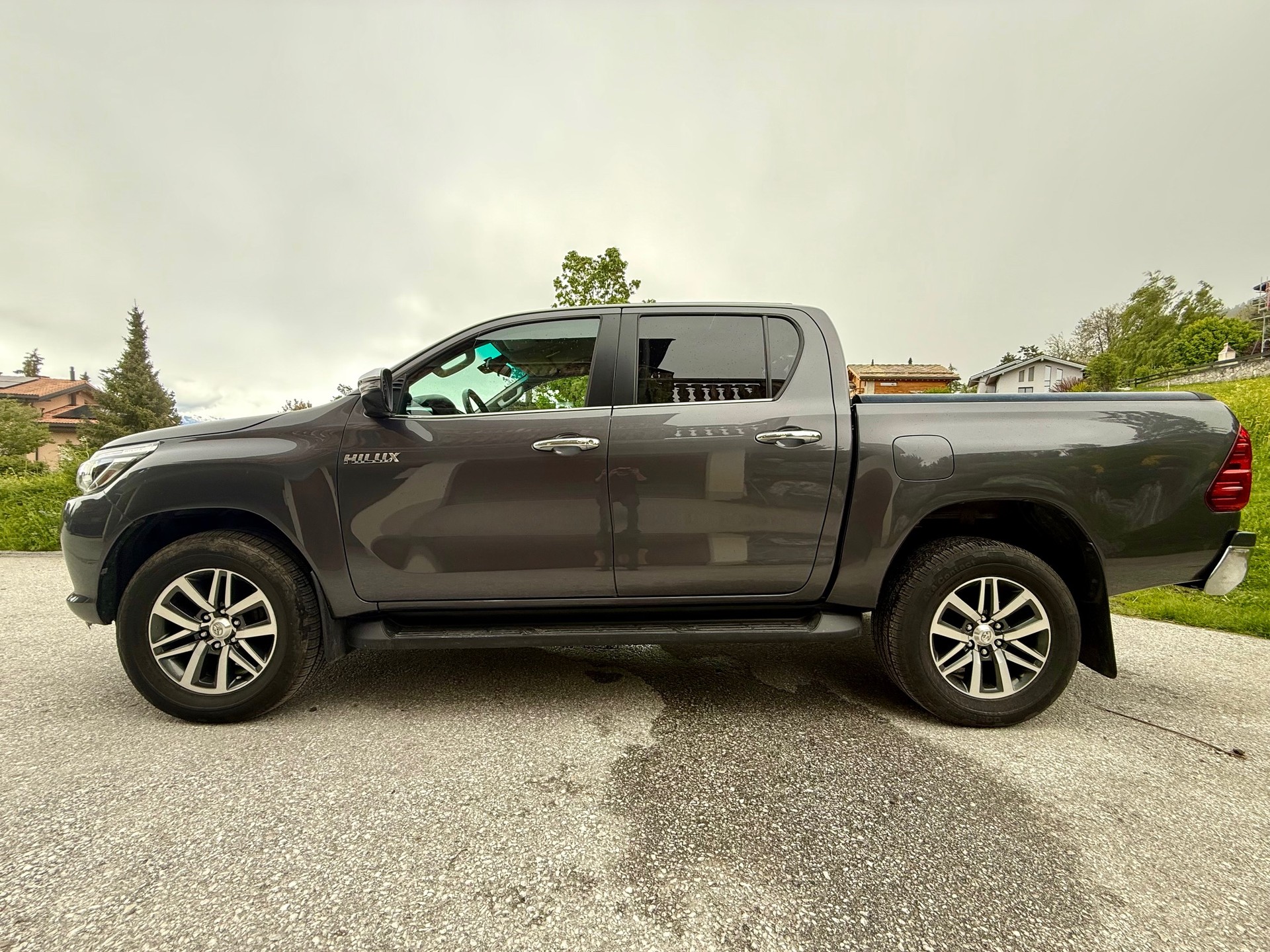 TOYOTA 2.4 D-4D 170 Sol Premium-image-2